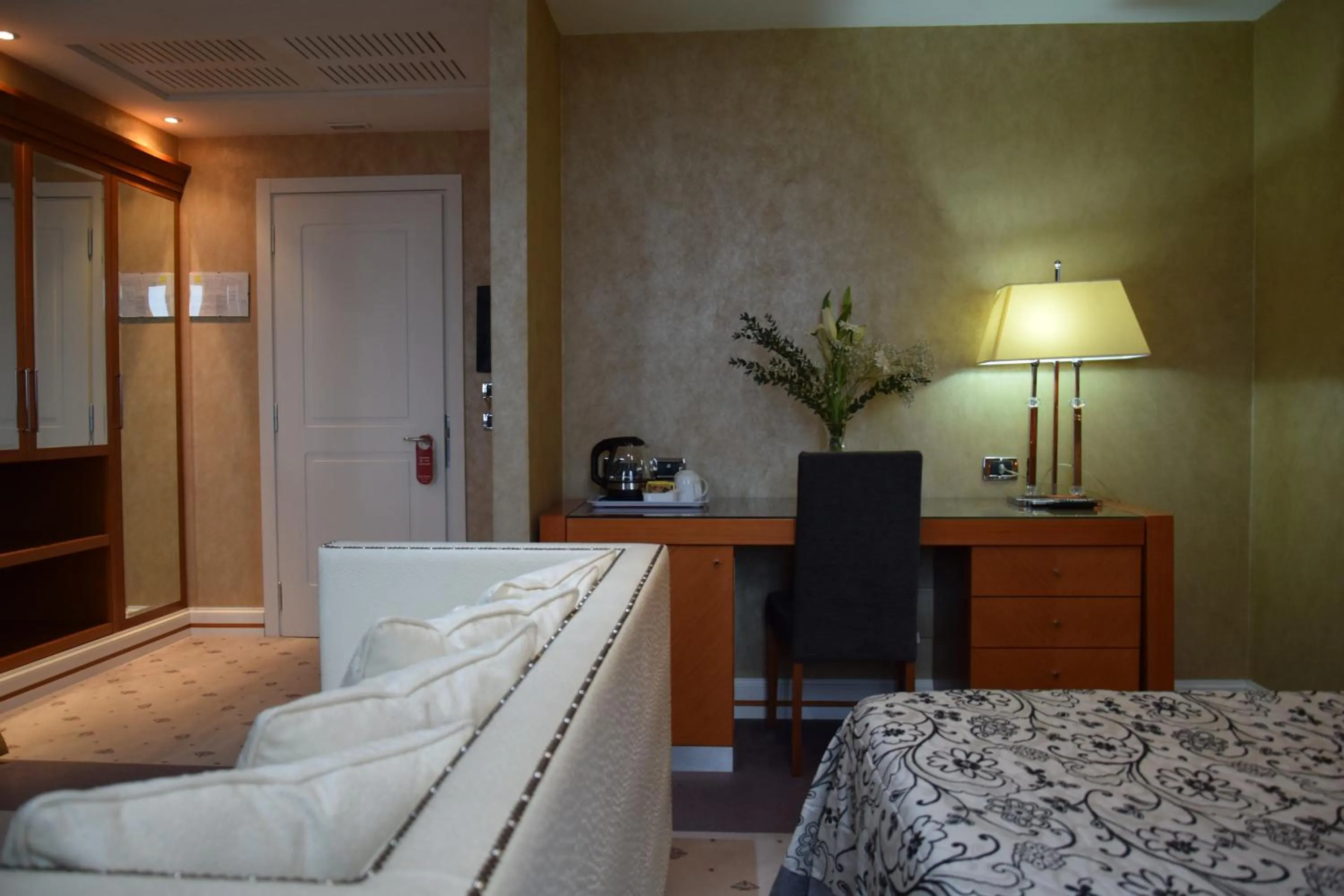 Bed in Hotel Perusia