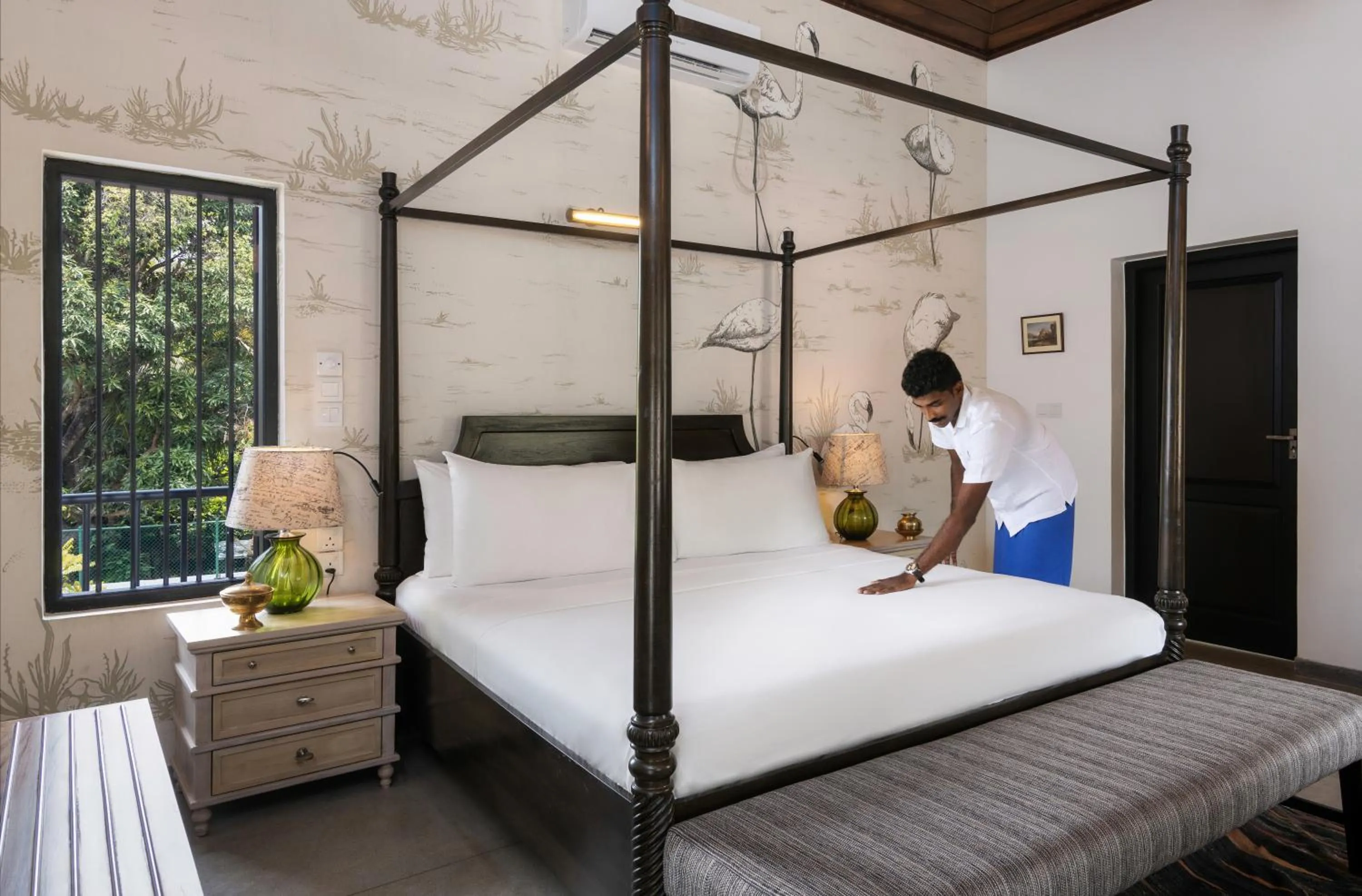 Bed in Jetwing Mahesa Bhawan