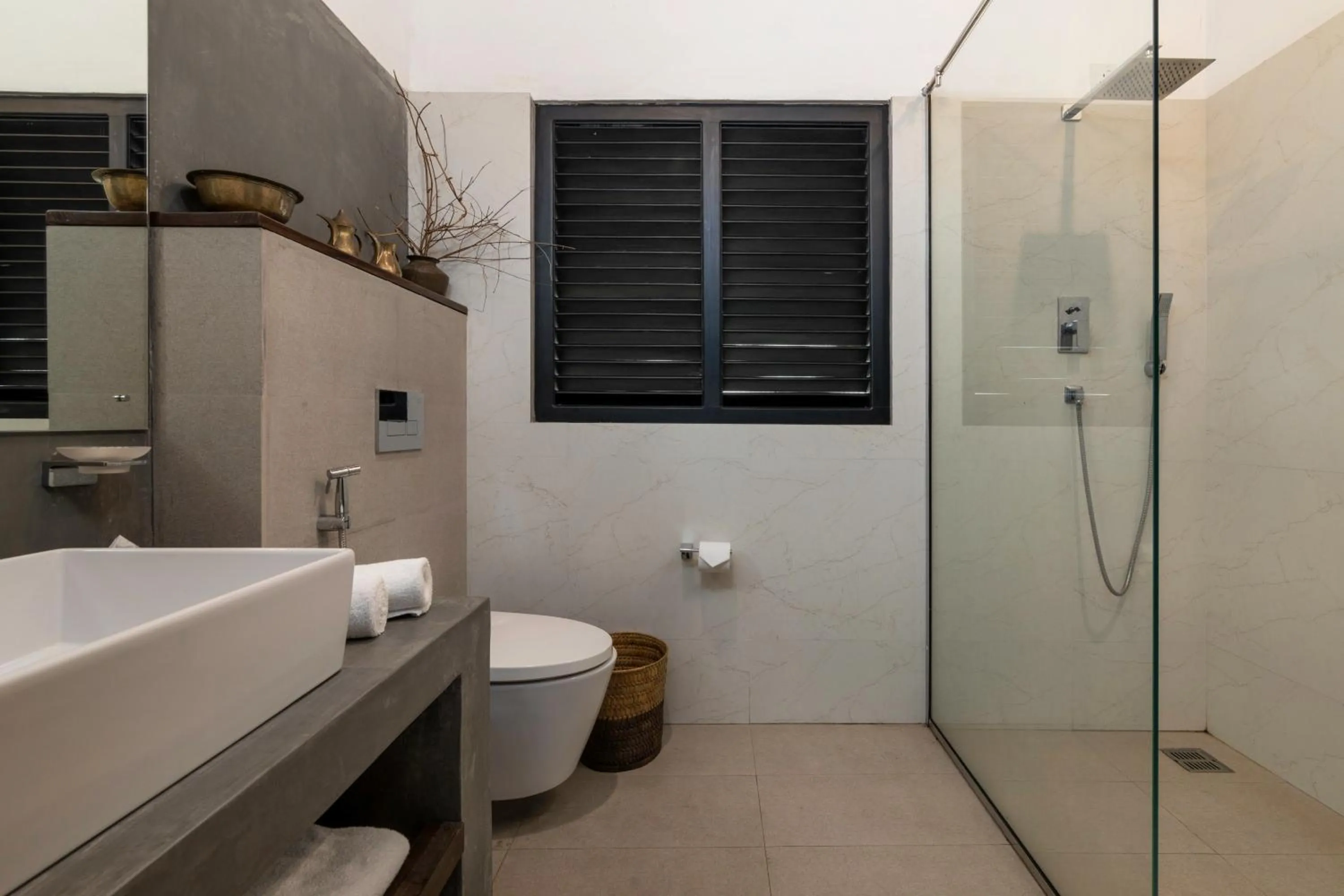 Bathroom in Jetwing Mahesa Bhawan