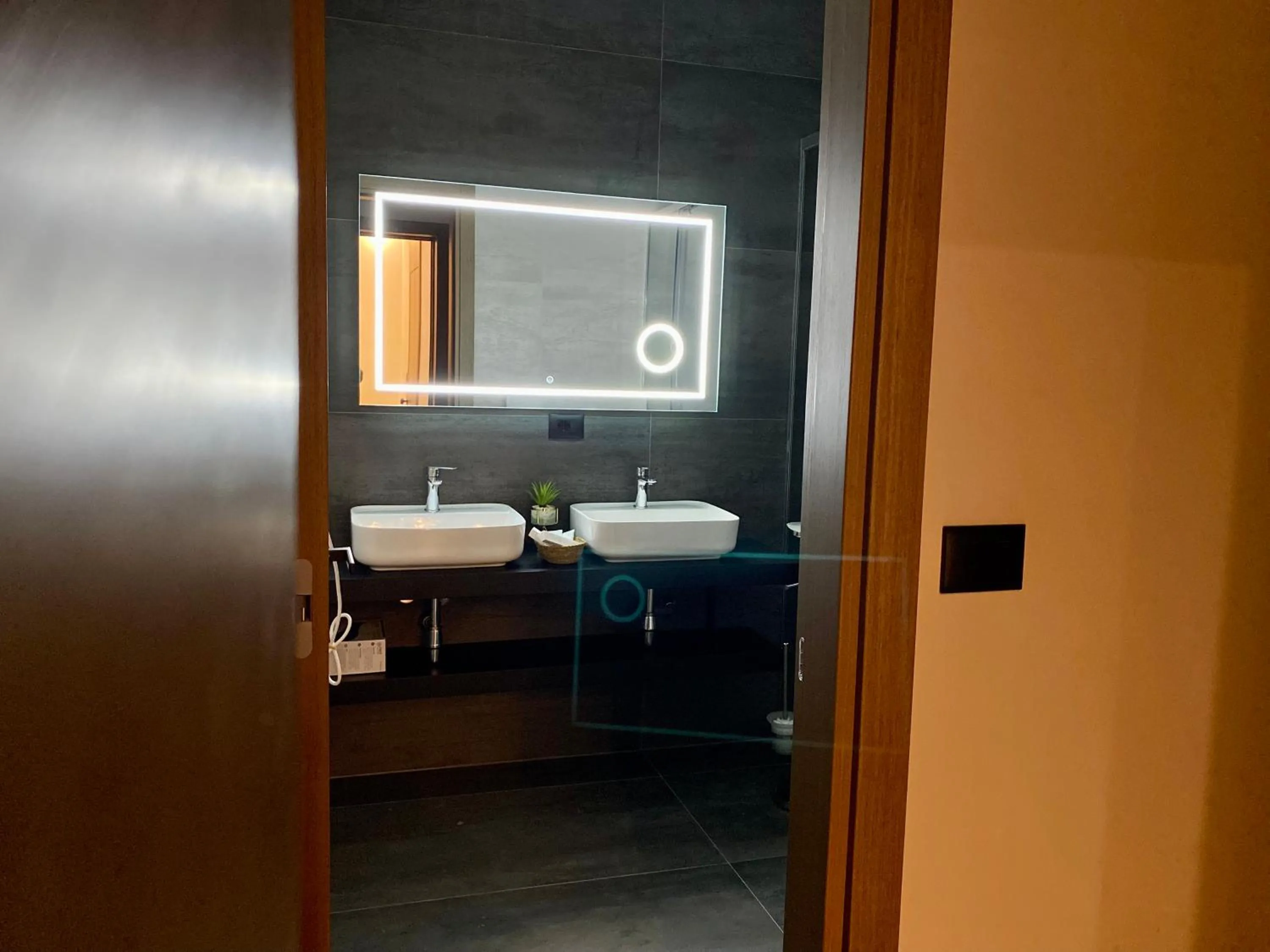 Bathroom in ELMAR HOTEL