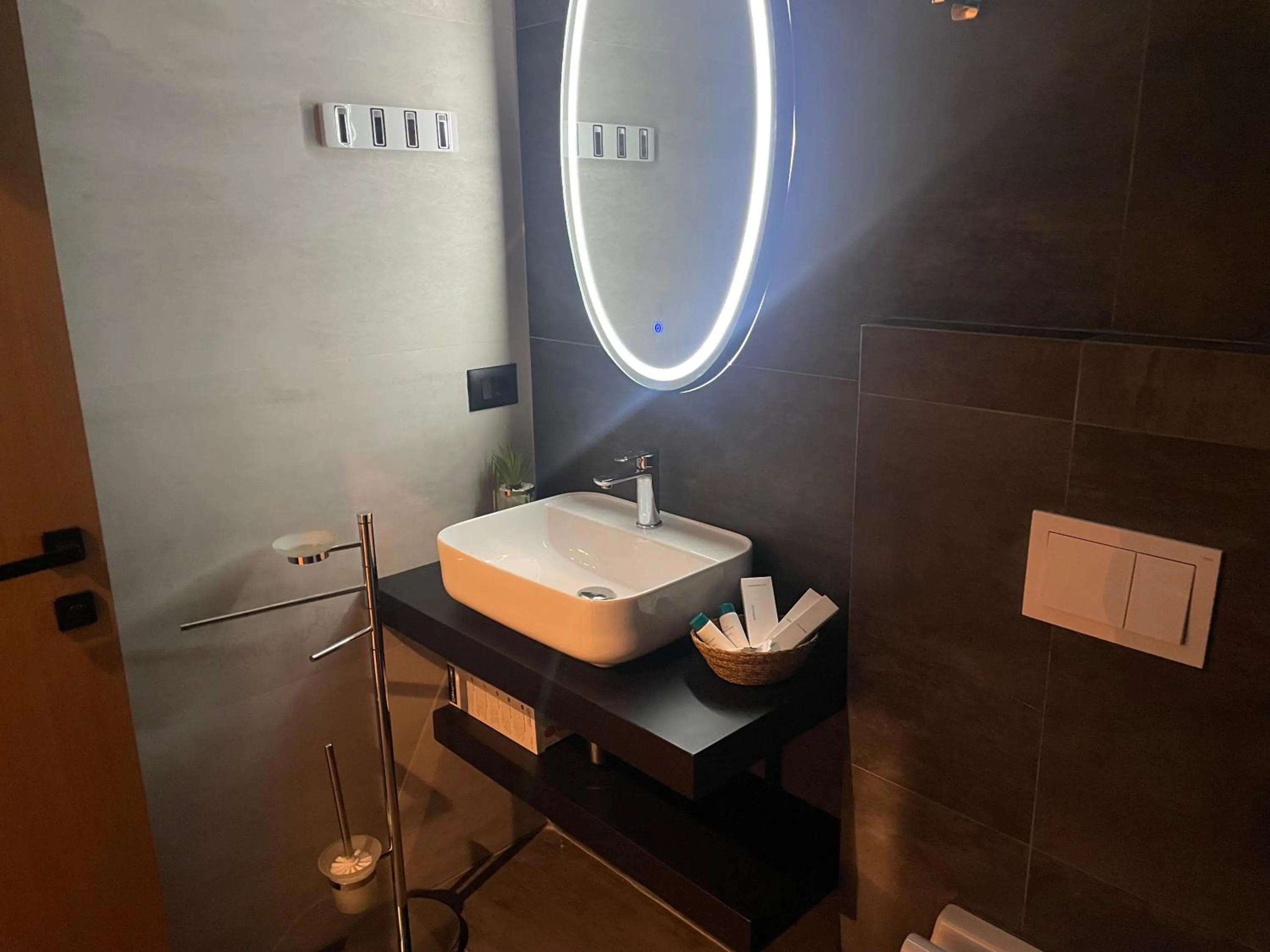 Bathroom in ELMAR HOTEL