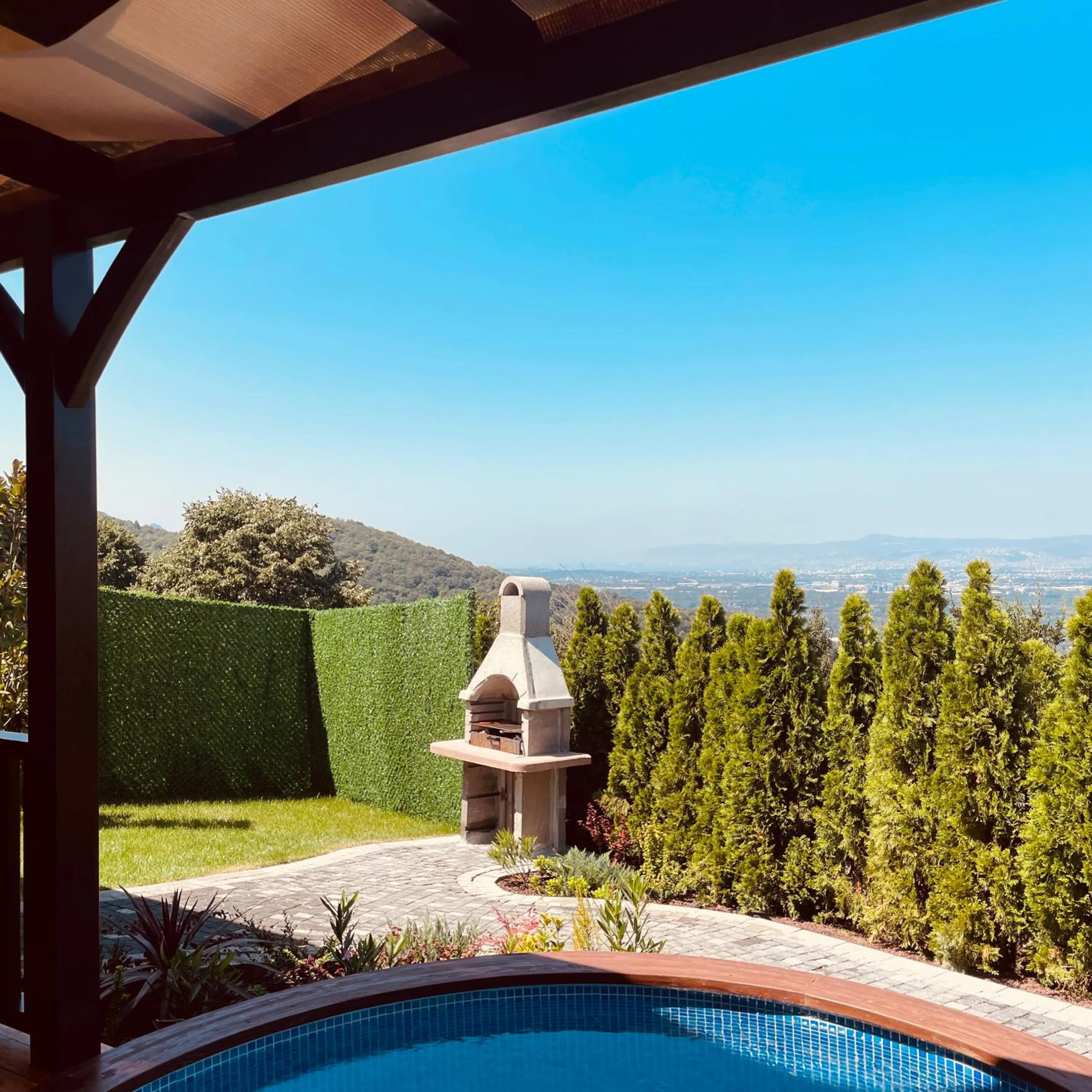 BBQ facilities in Kartepe Panorama