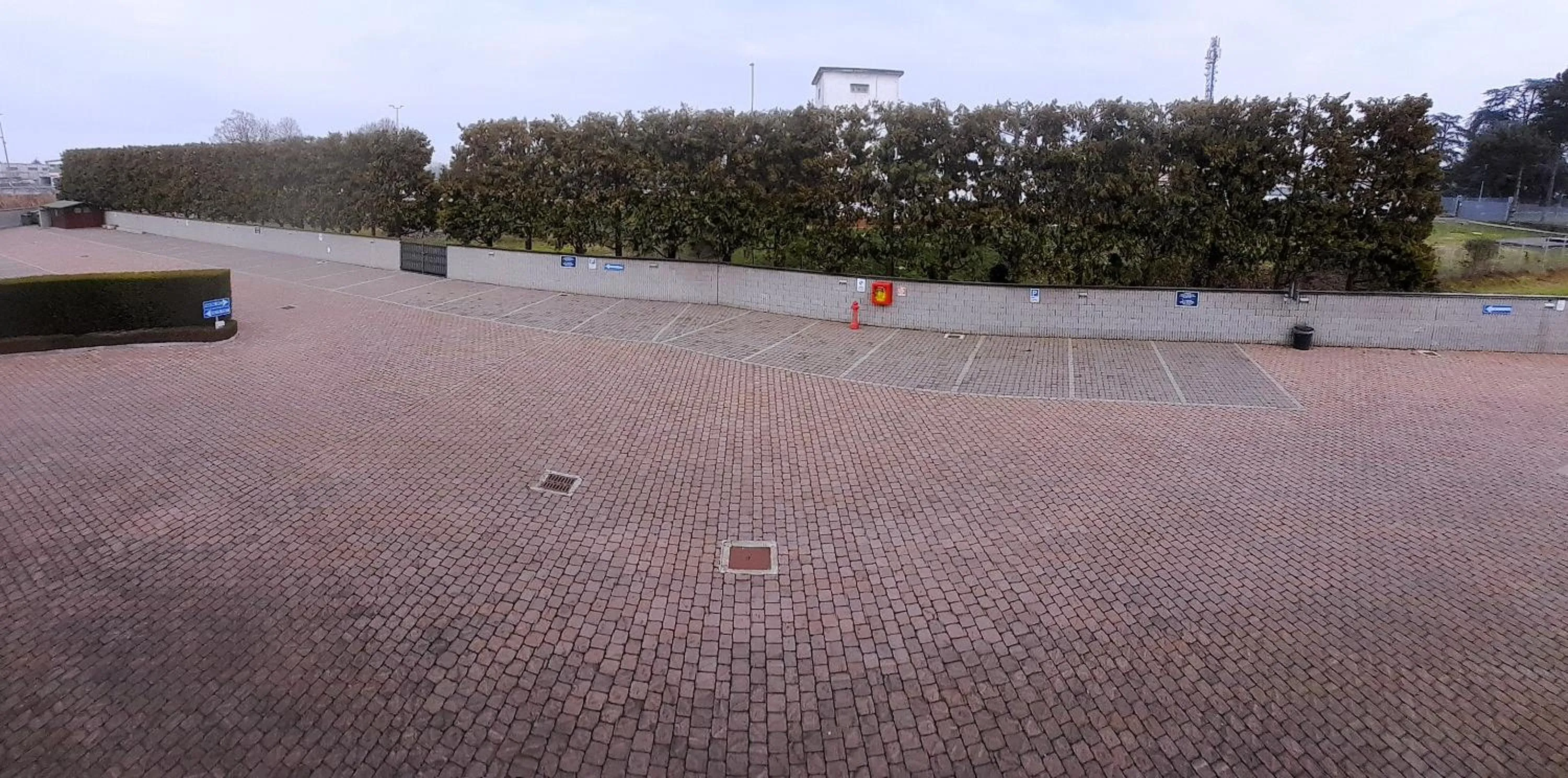 Inner courtyard view in Hotel Nord