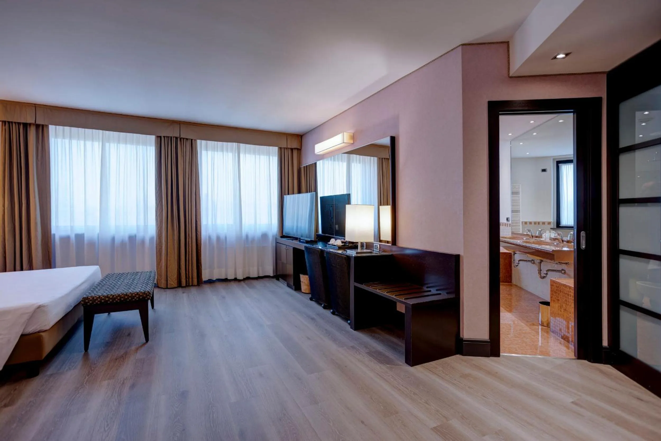 Photo of the whole room, Bed in Hotel Nord