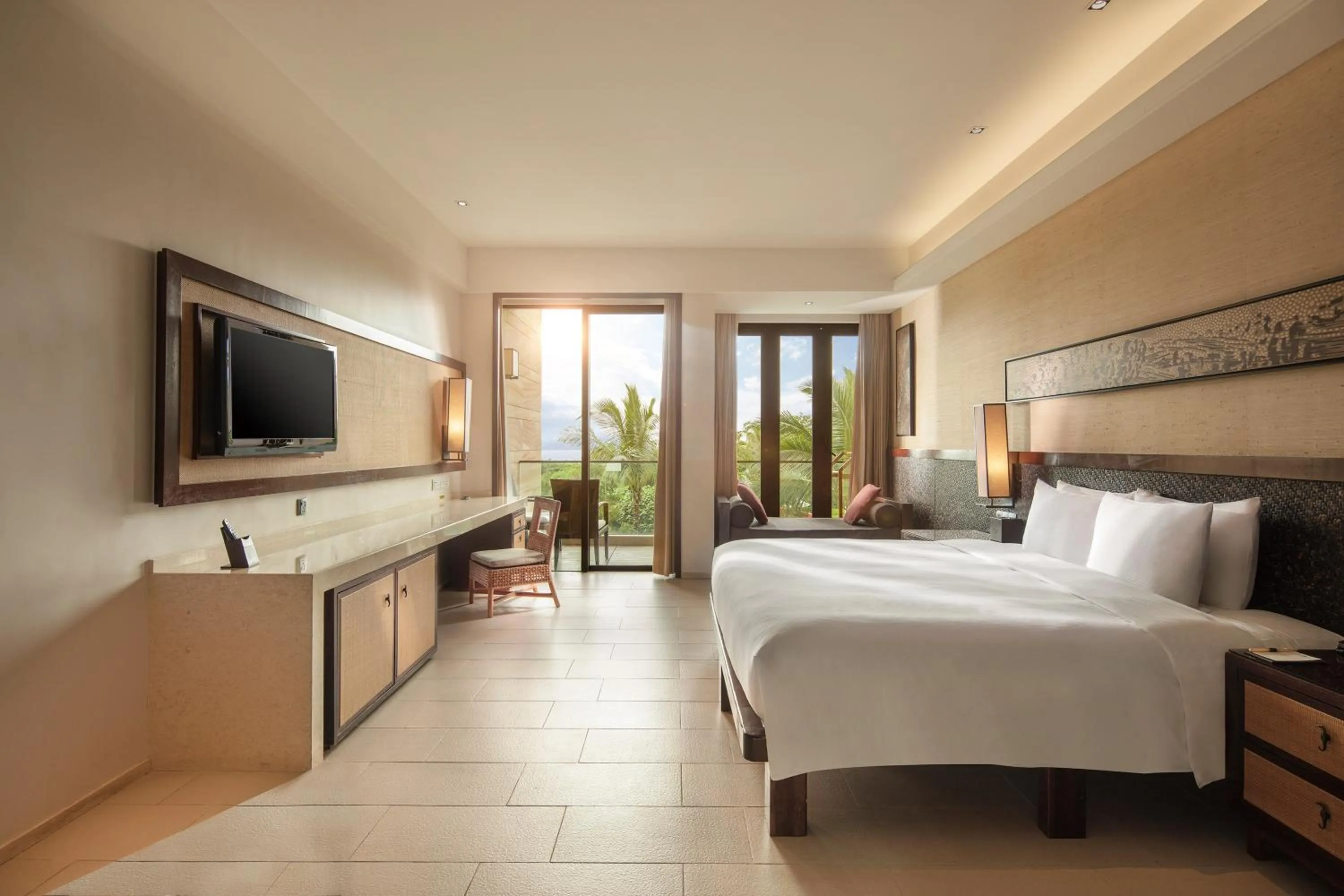 Photo of the whole room, Bed in Wanda Realm Resort Sanya Haitang Bay