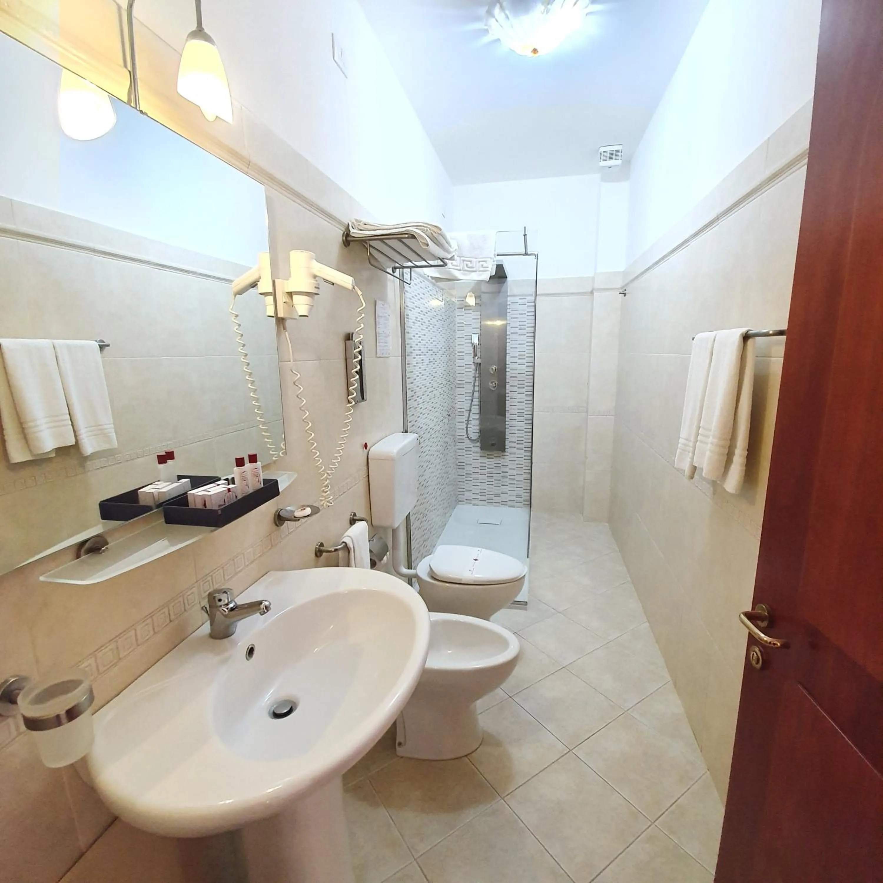 Bathroom in Hotel Centrale Spa & Relax