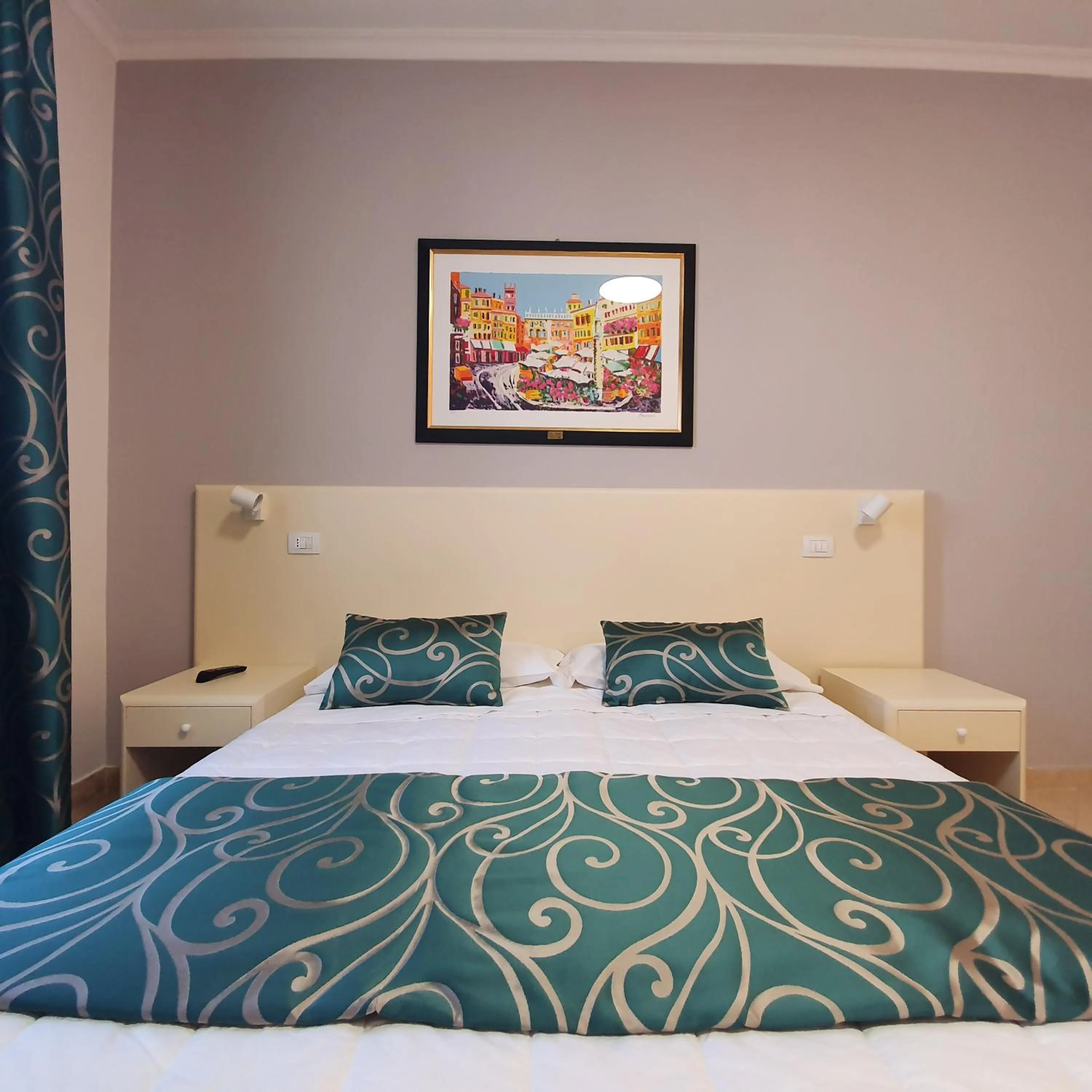 Bedroom, Bed in Hotel Centrale Spa & Relax