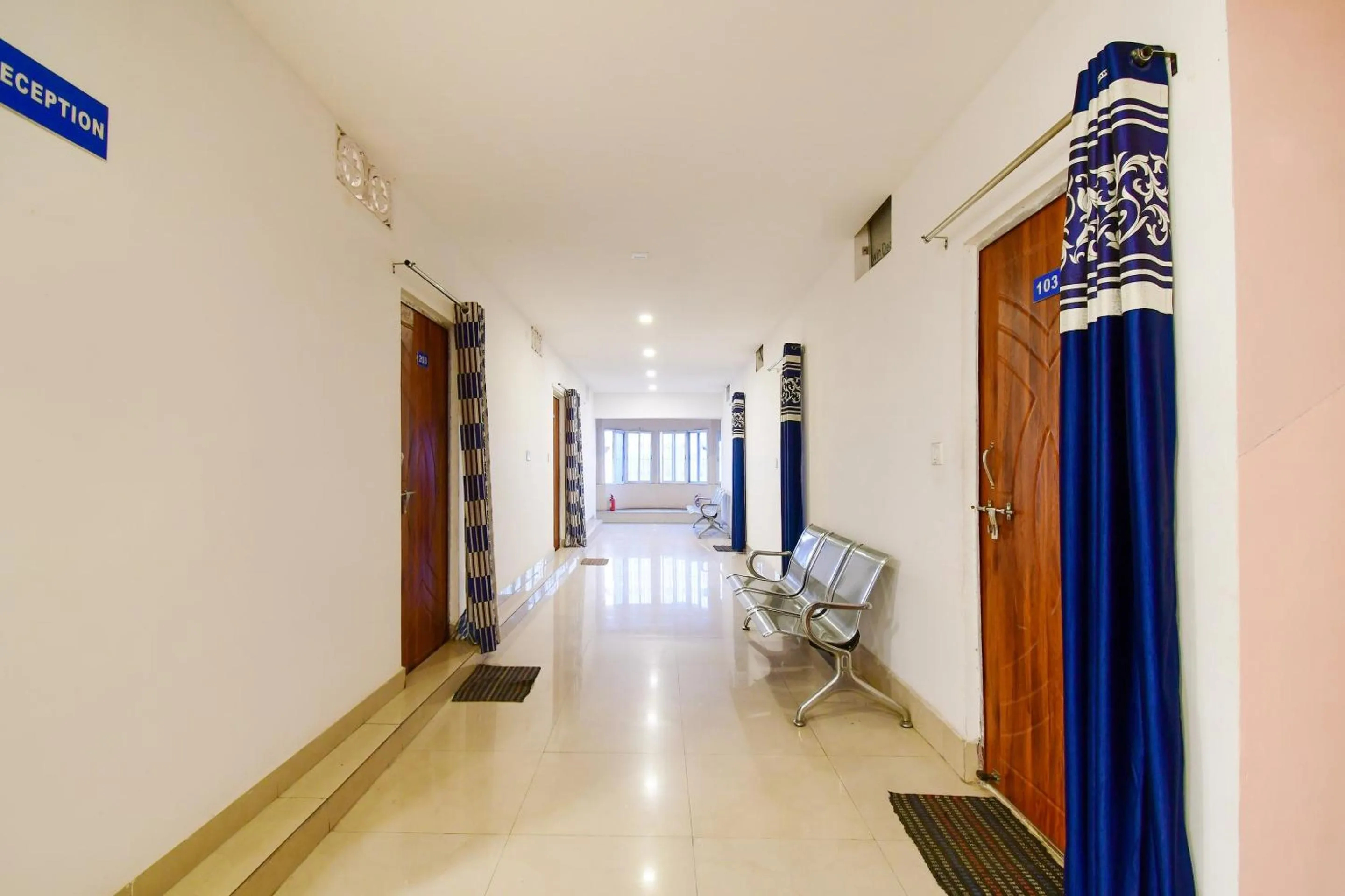 Lobby or reception in Hotel O Harihar Premium