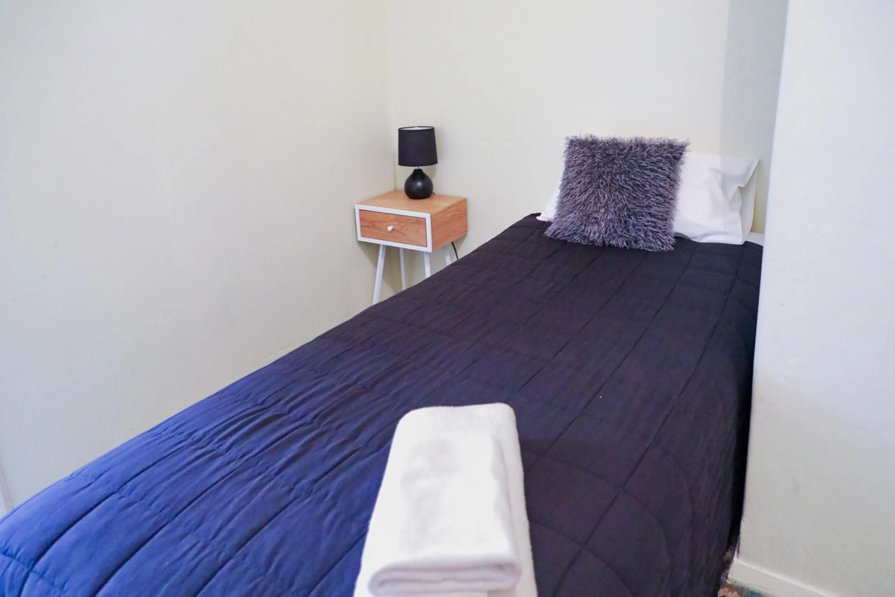 Bed in Royal Hotel Capertee