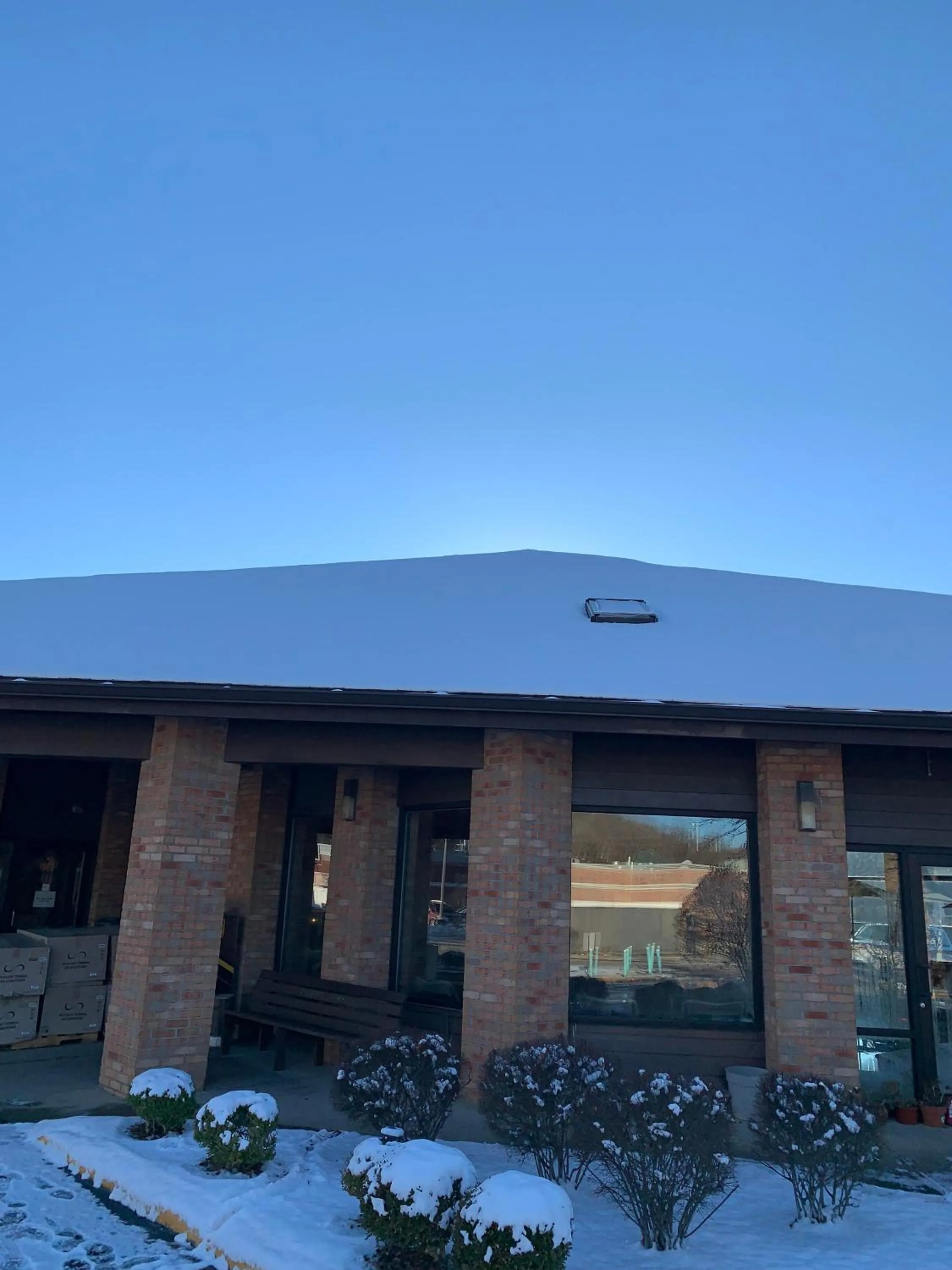 New Martinsville Inn