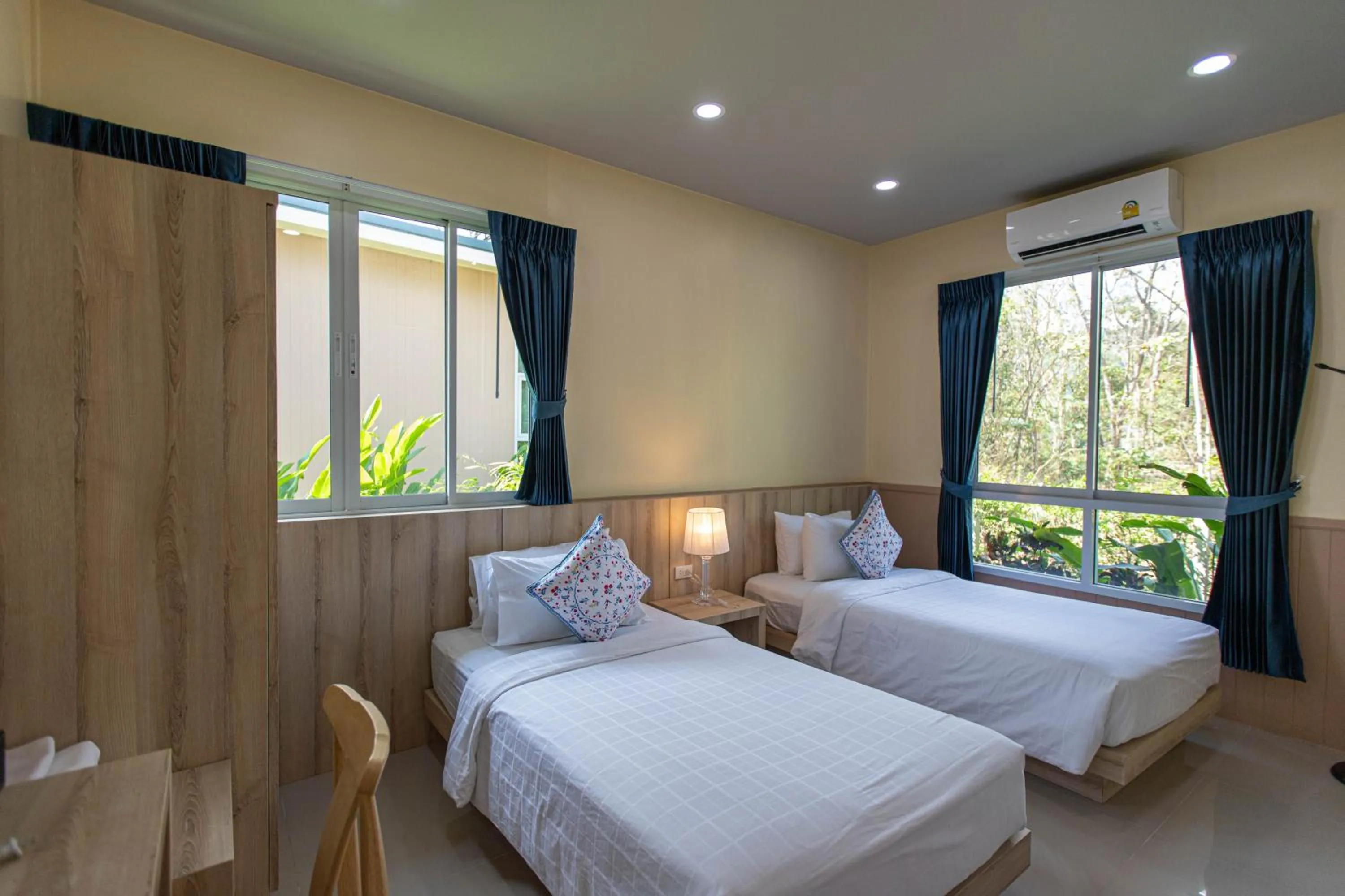 Bedroom, Bed in The Chamuang Forest