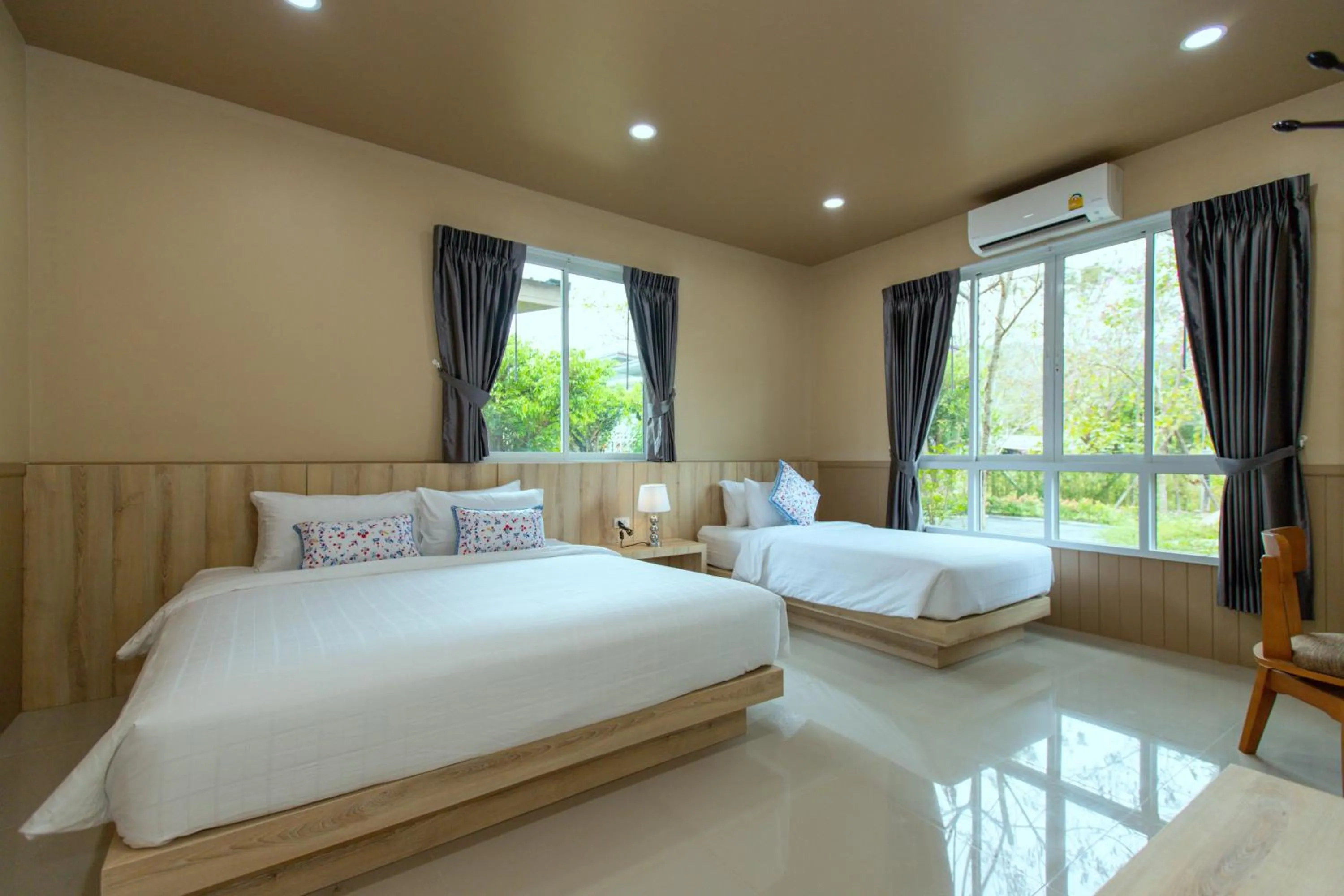 Bedroom, Bed in The Chamuang Forest