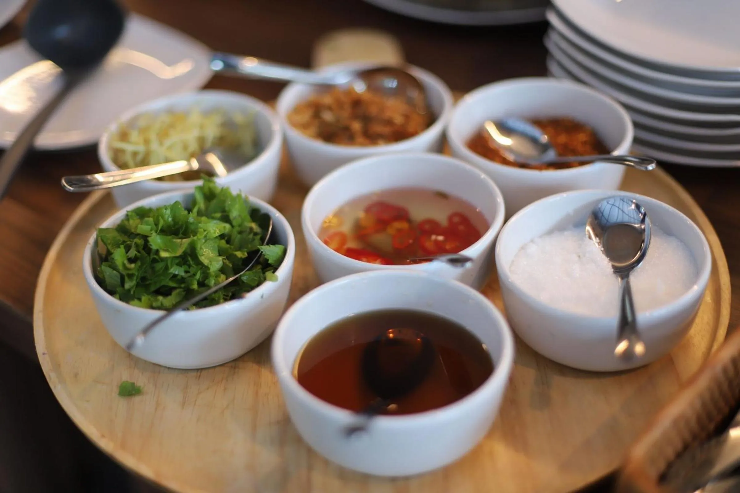 Breakfast in The Chamuang Forest