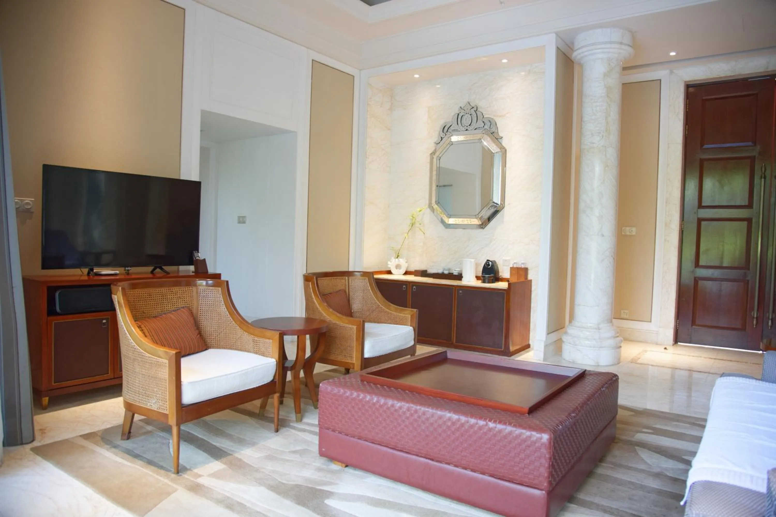 Living room in Wanda Reign Resort & Villas Sanya Haitang Bay