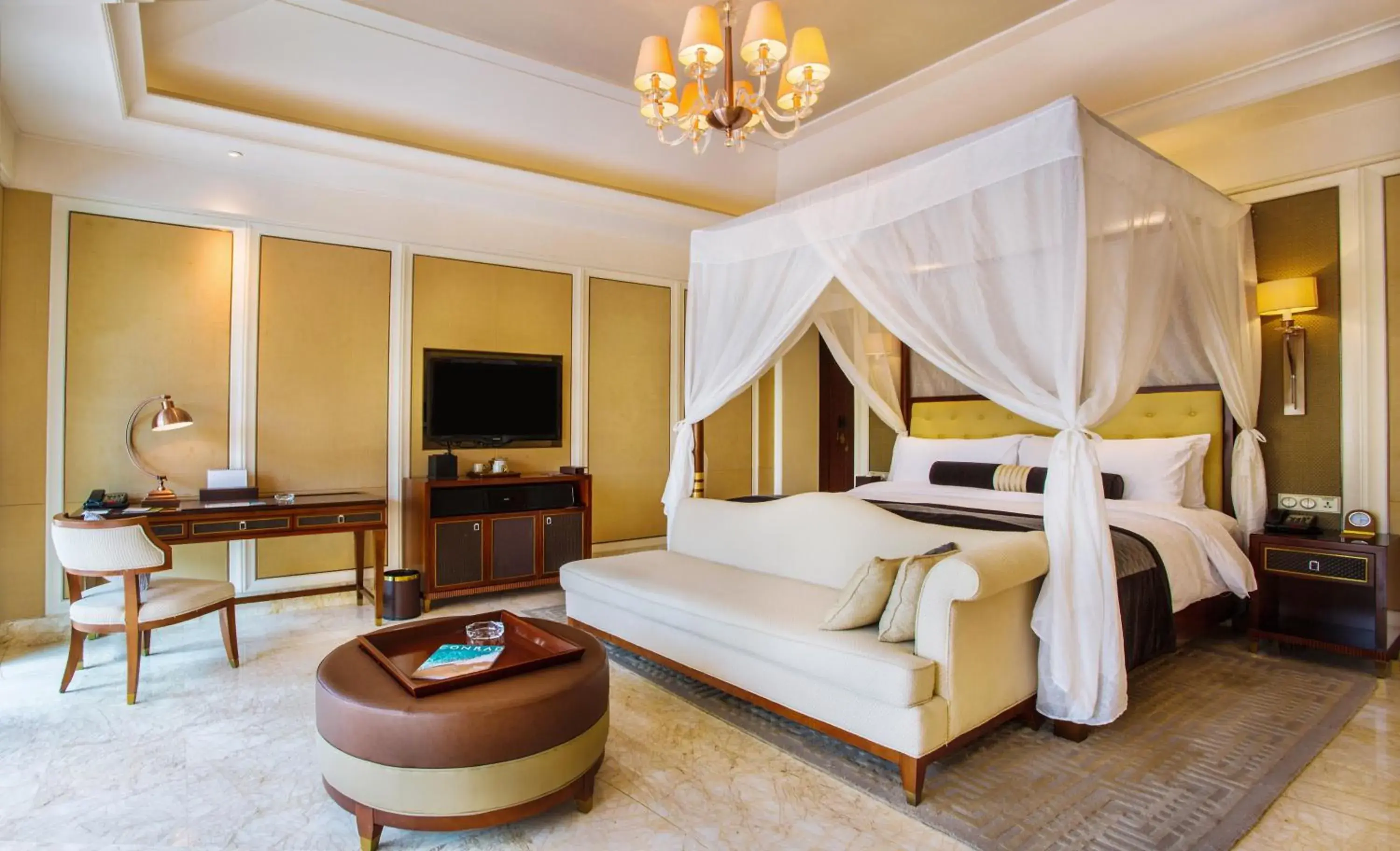 Grand 3 Bedroom Pool Villa in Wanda Reign Resort & Villas Sanya Haitang Bay Grand 3 Bedroom Pool Villa in Wanda Reign Resort & Villas Sanya Haitang Bay