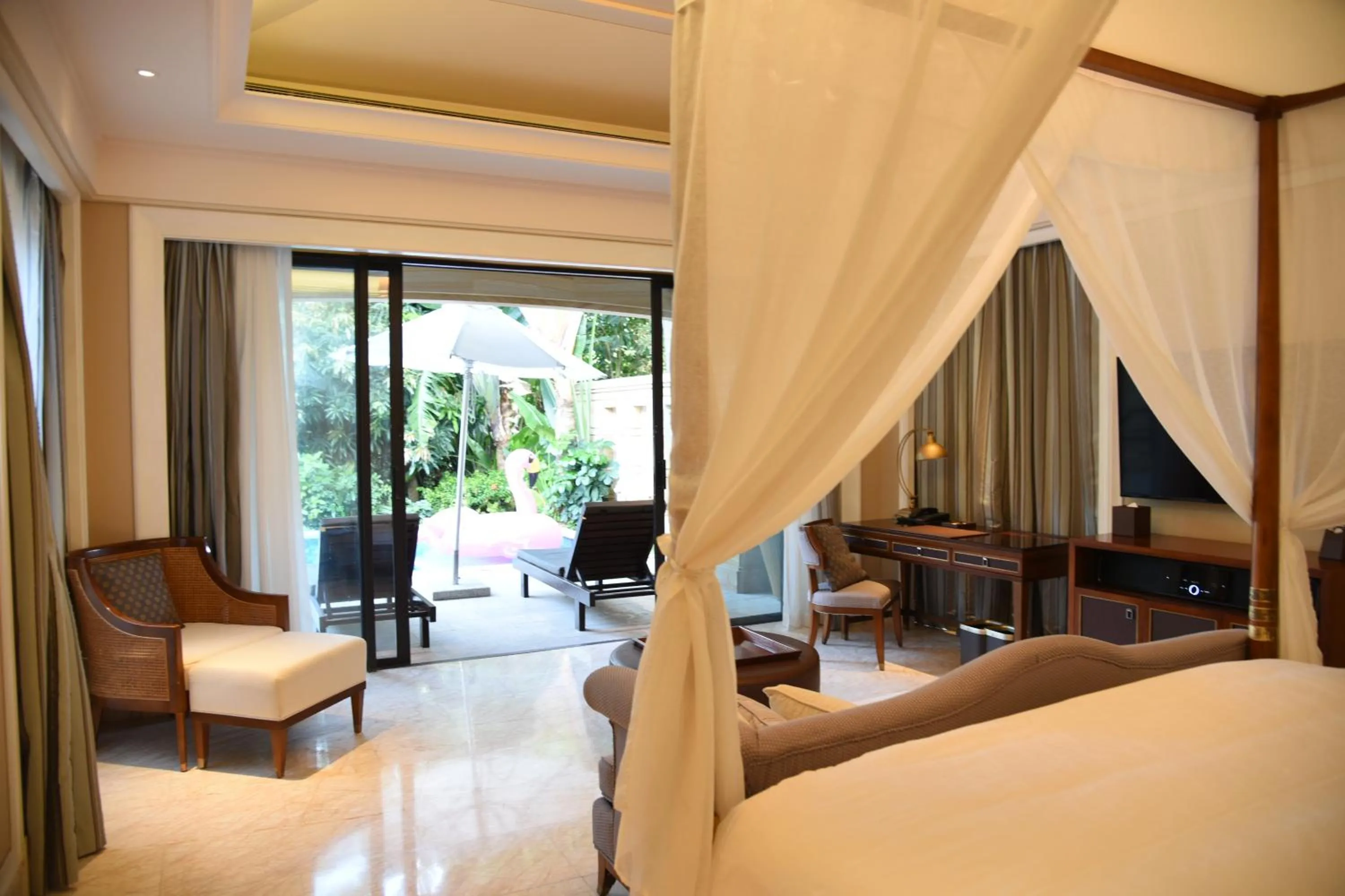 View (from property/room), Bed in Wanda Reign Resort & Villas Sanya Haitang Bay