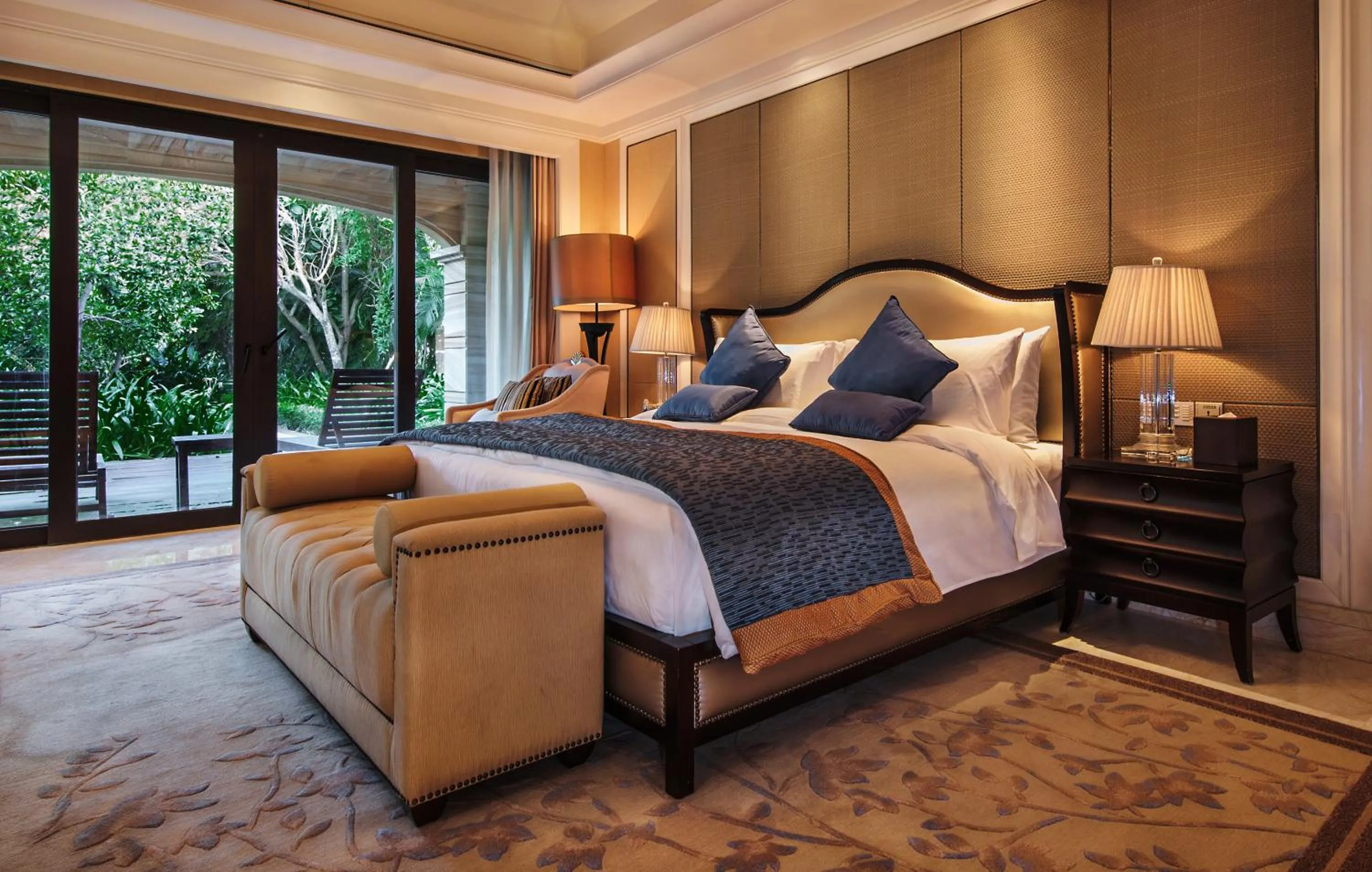 Bed in Wanda Reign Resort & Villas Sanya Haitang Bay