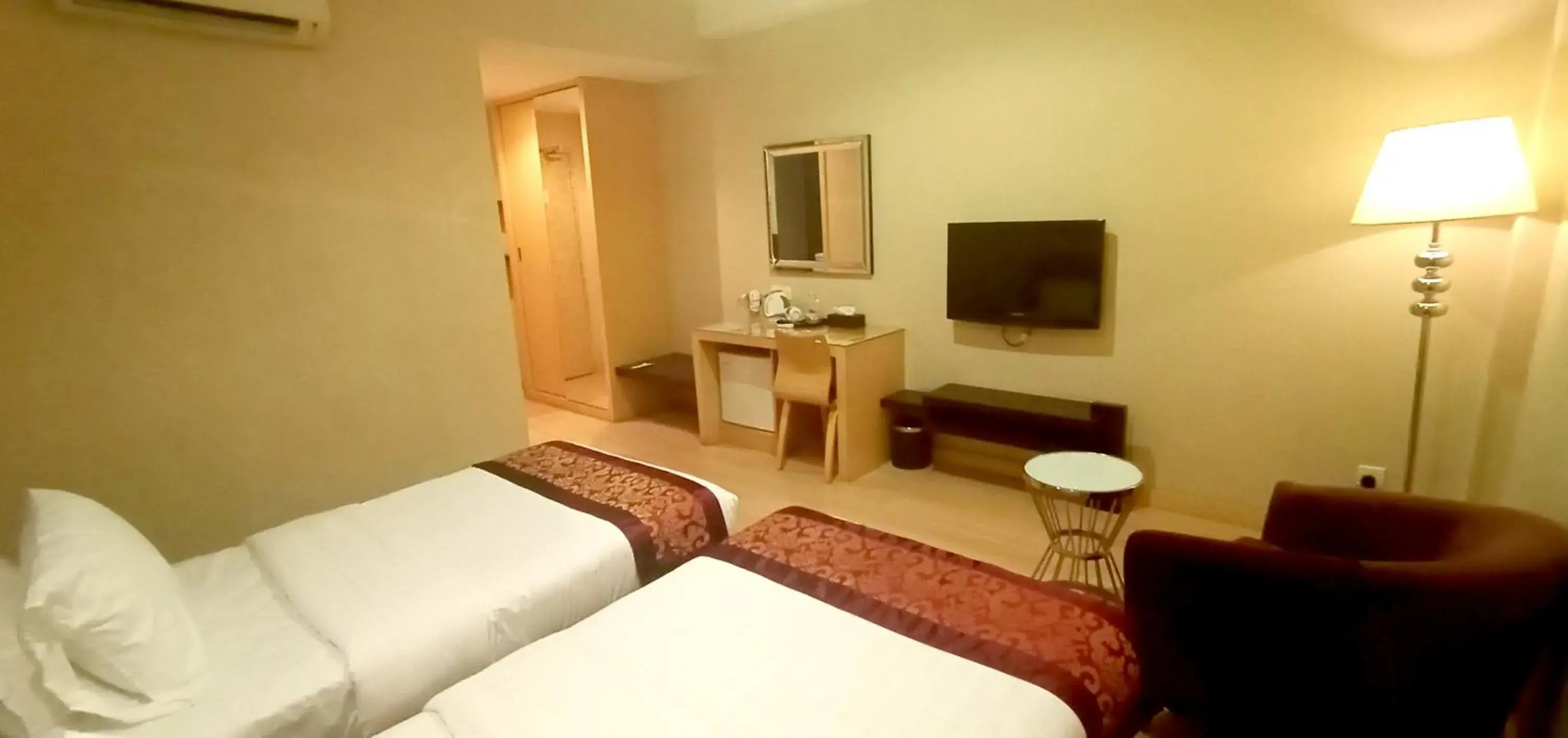 Standard Twin Room (No Window) in Townhouse Oak Melaka Near Dataran Pahlawan Formerly Ideals Hotel Standard Twin Room (No Window) in Townhouse Oak Melaka Near Dataran Pahlawan Formerly Ideals Hotel