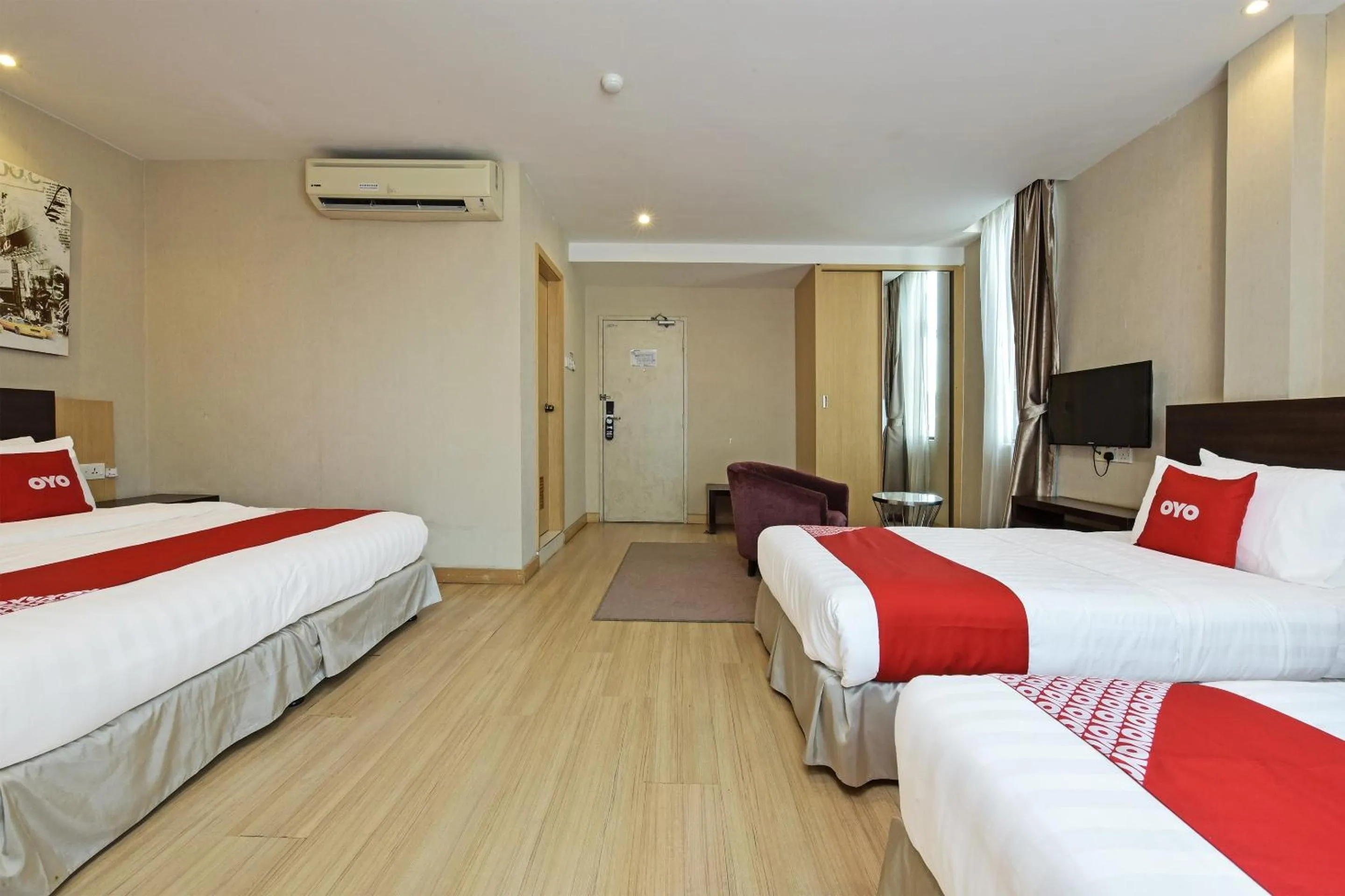Photo of the whole room, Bed in Collection O Melaka Near Dataran Pahlawan Formerly Ideals Hotel