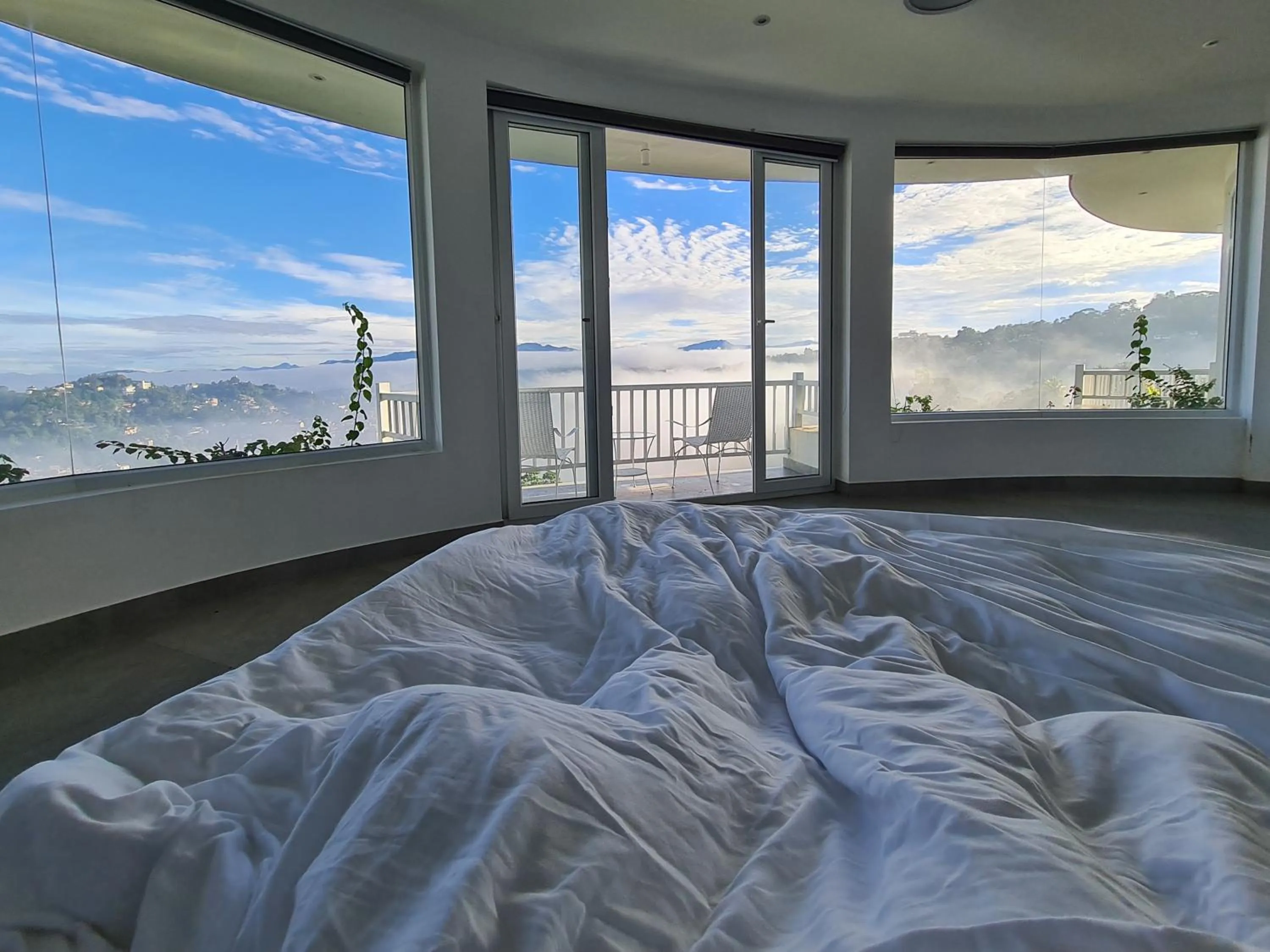 Bed in The Summit Kandy