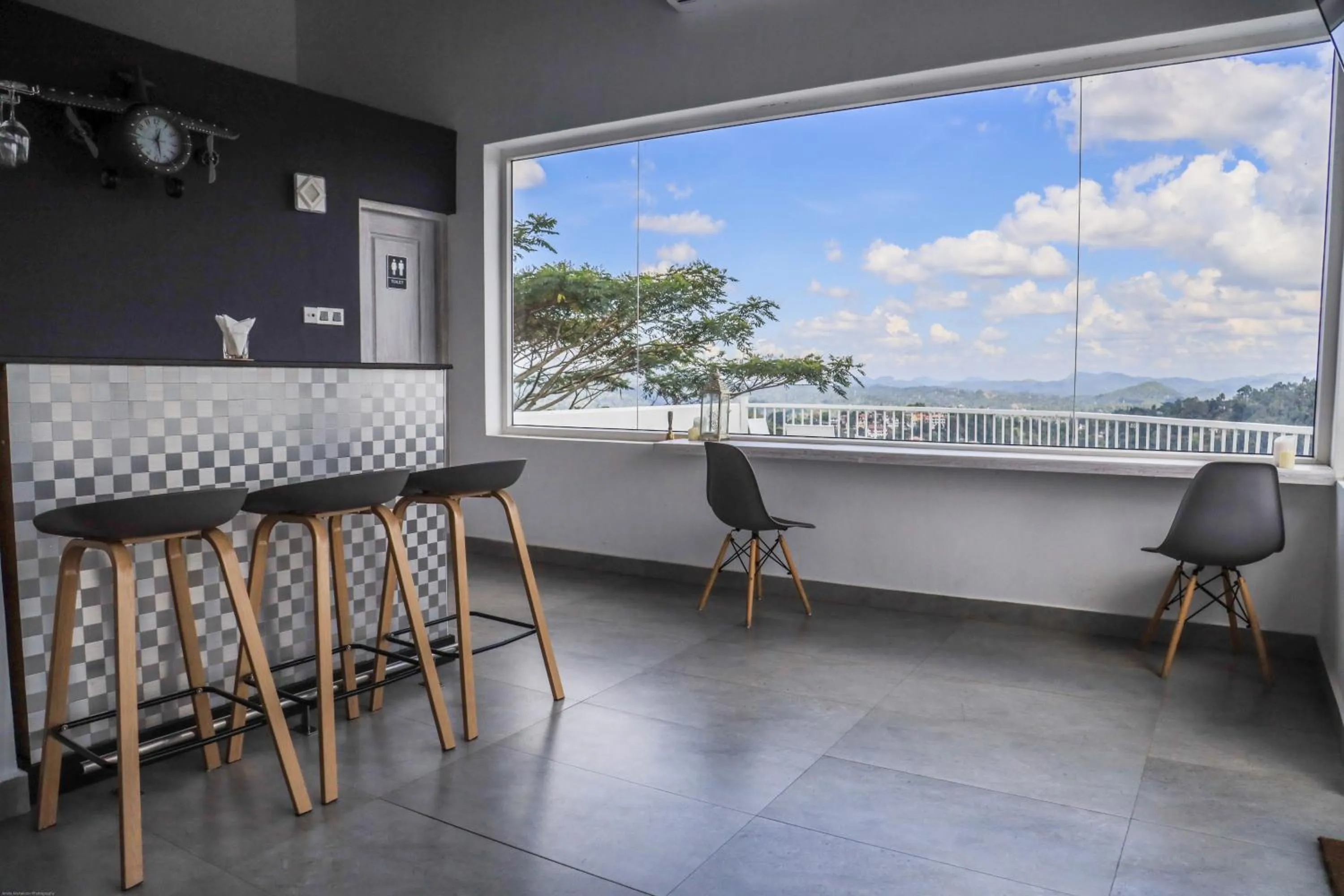 Lounge or bar in The Summit Kandy