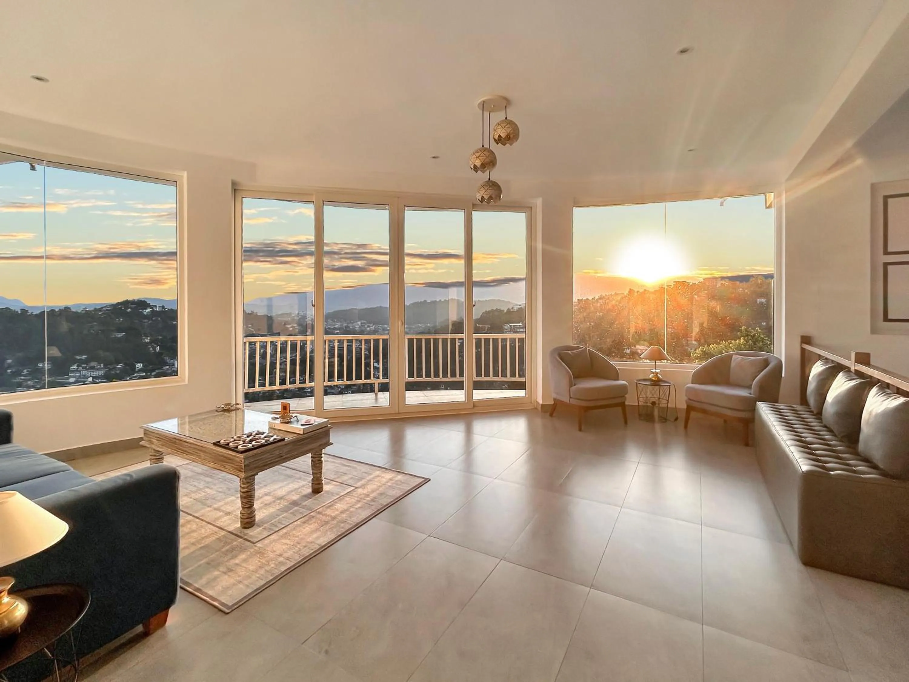 Lobby or reception in The Summit Kandy