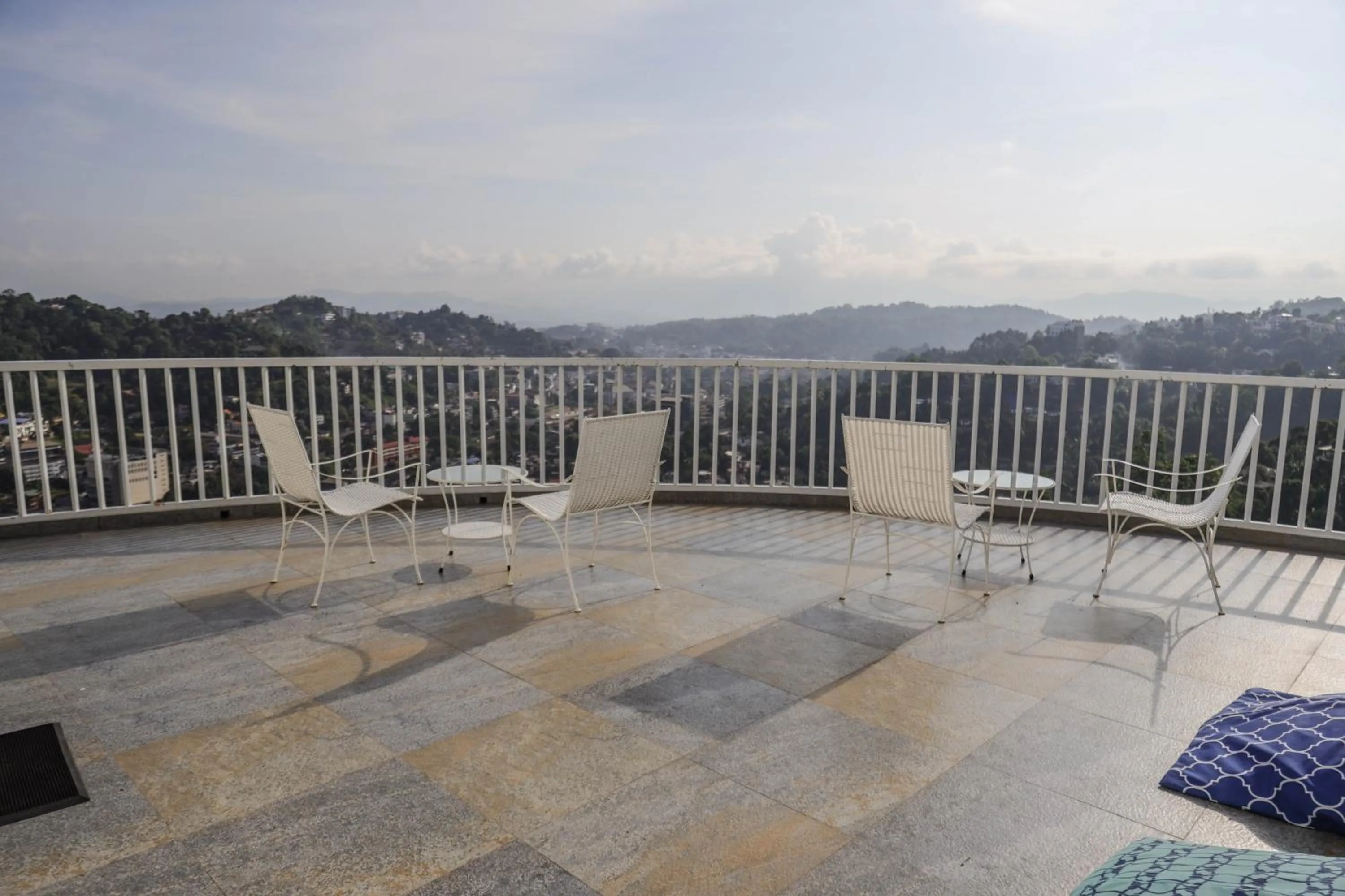 Balcony/Terrace in The Summit Kandy