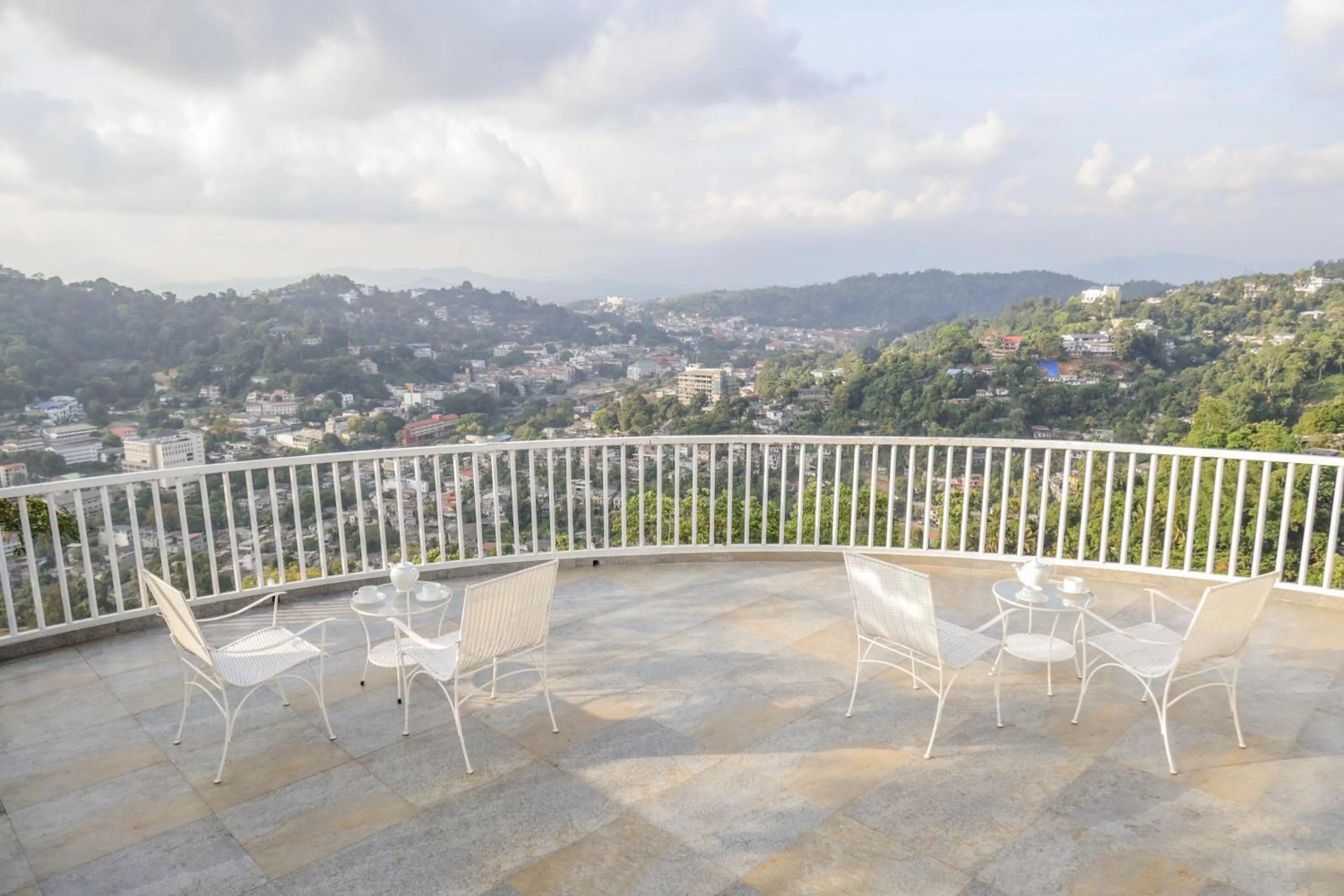 Balcony/Terrace in The Summit Kandy