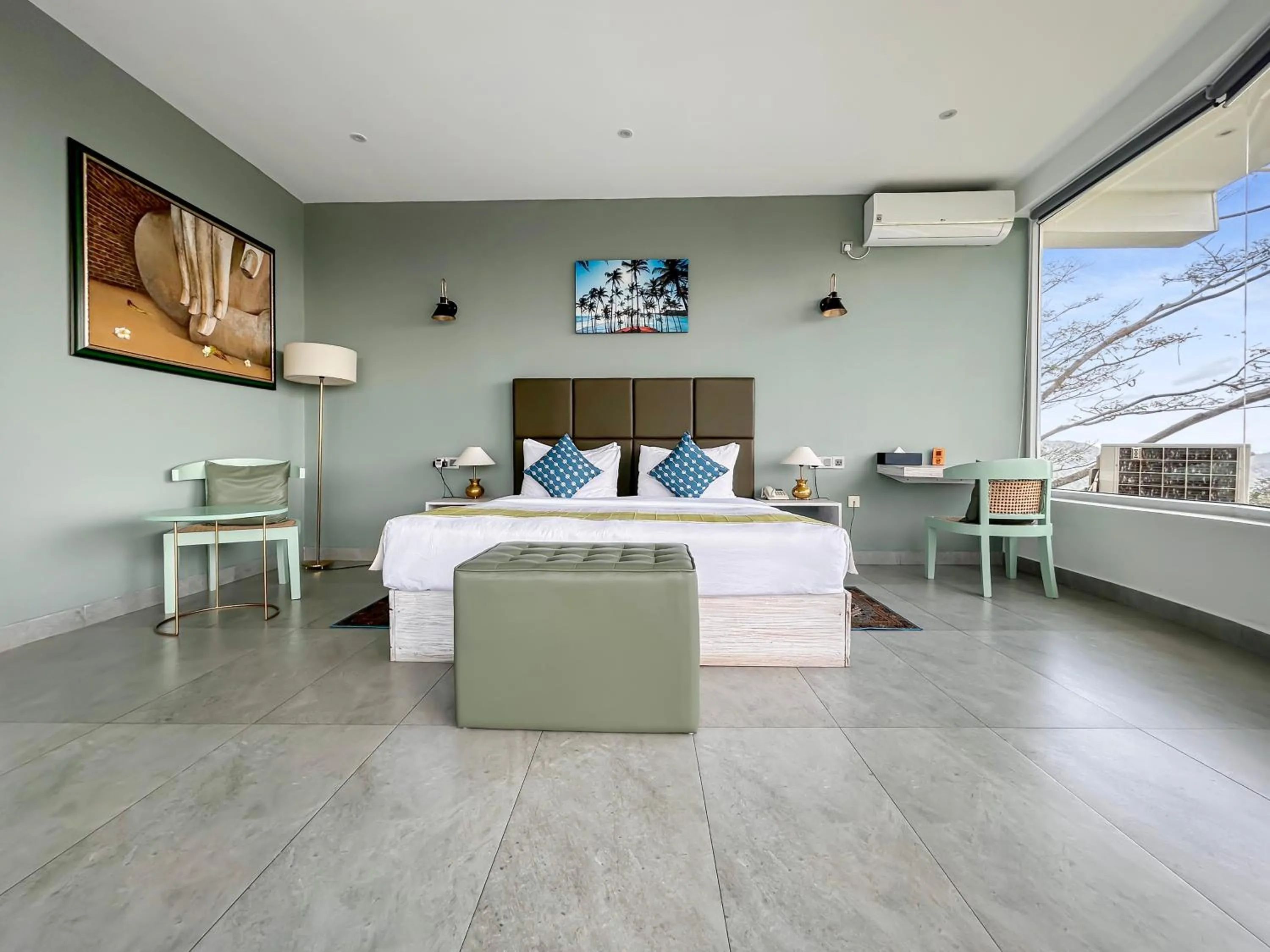 Bed in The Summit Kandy