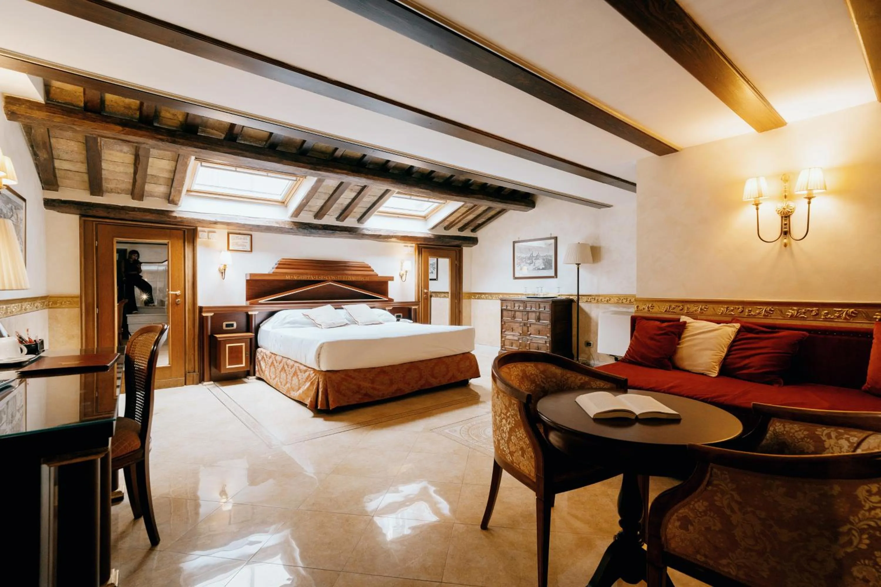 Bed in Hotel Pantheon