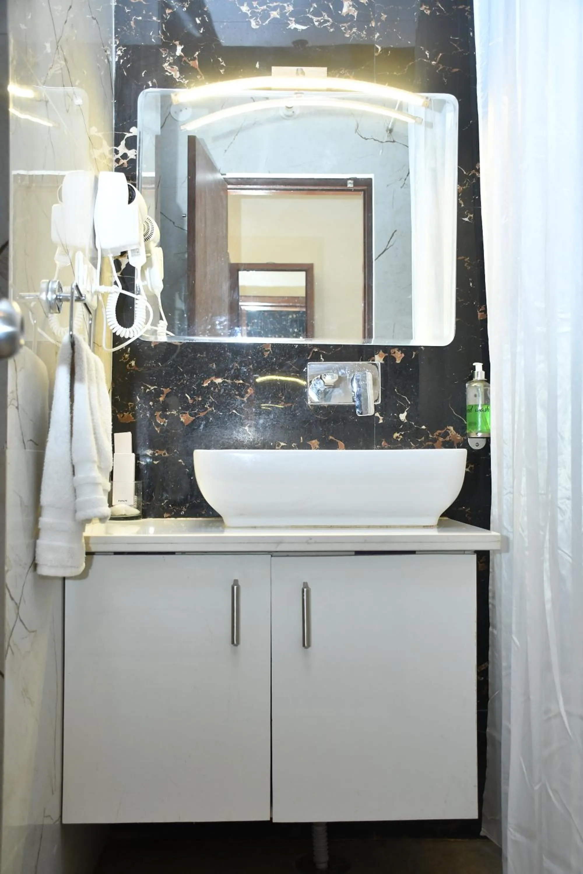 Hotel Le Halcyon Kasauli