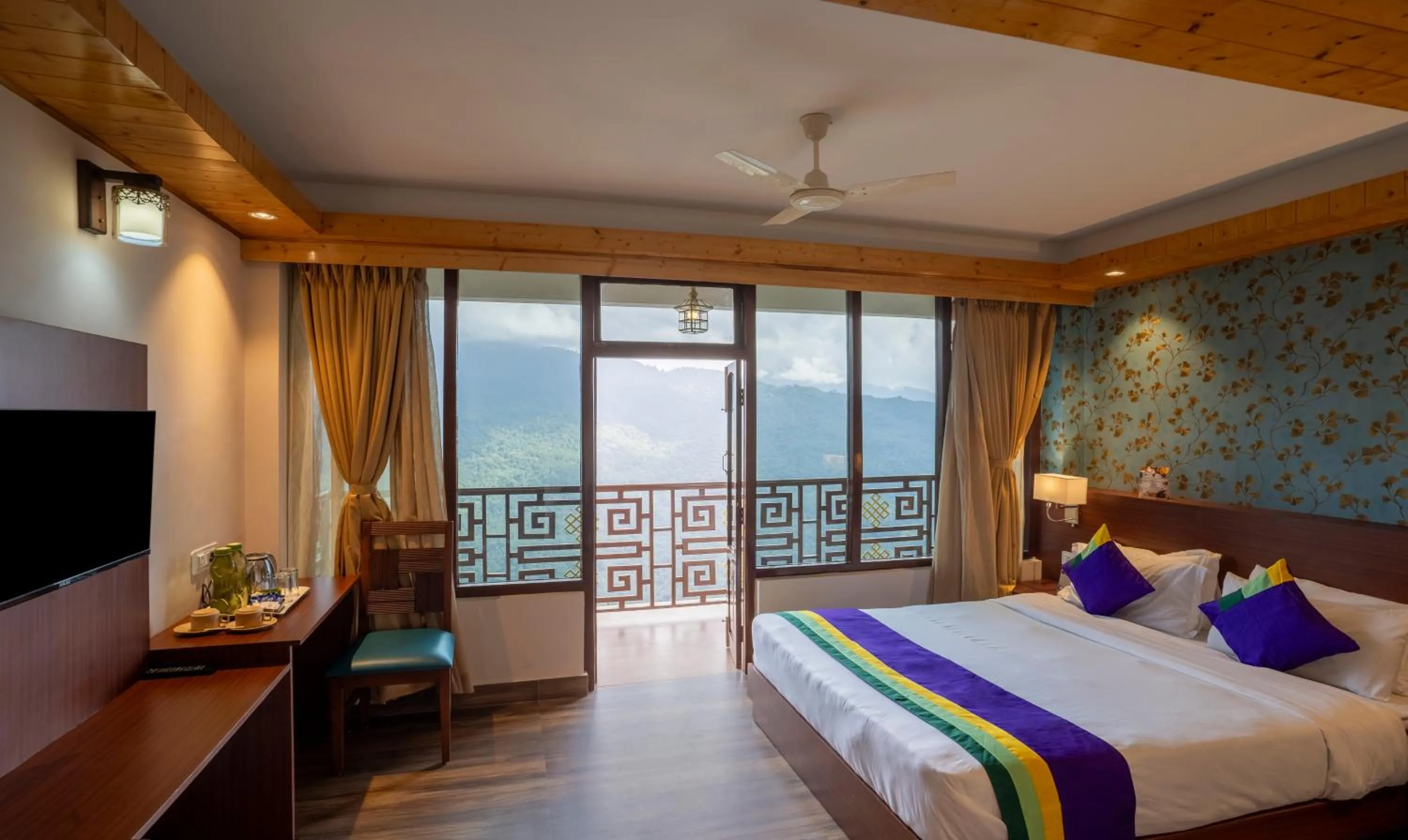 Bed in Tempo Heritage Resort & Spa