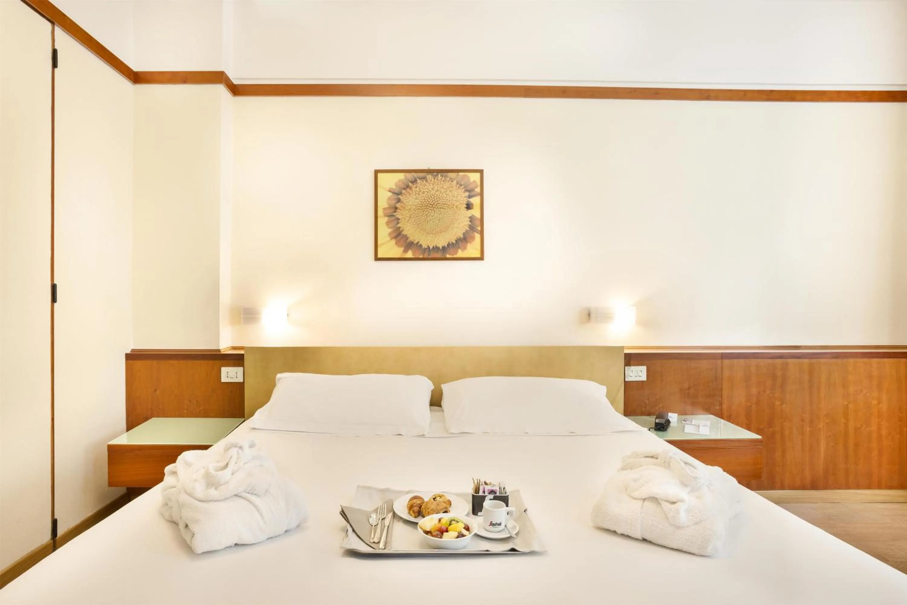 Bedroom, Bed in Best Western City Hotel