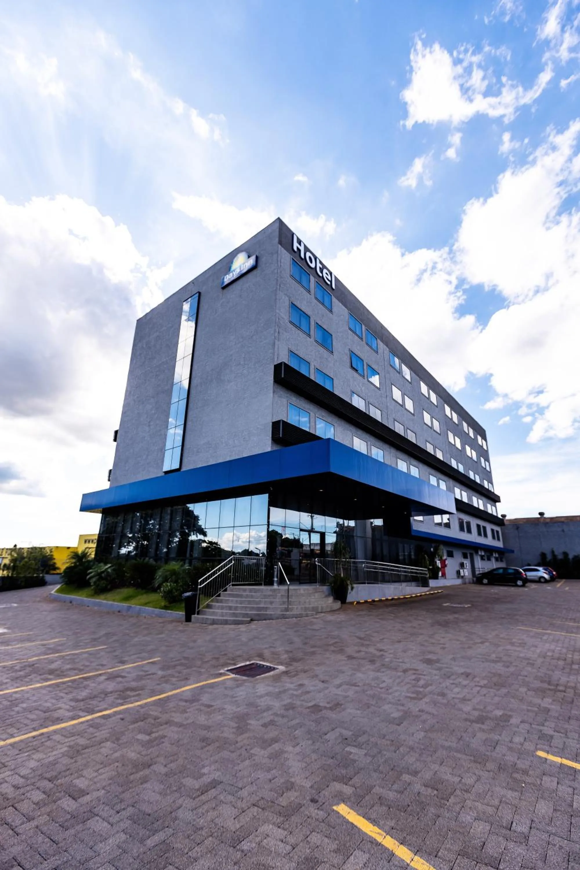 Facade/entrance in Days Inn By Wyndham Cascavel