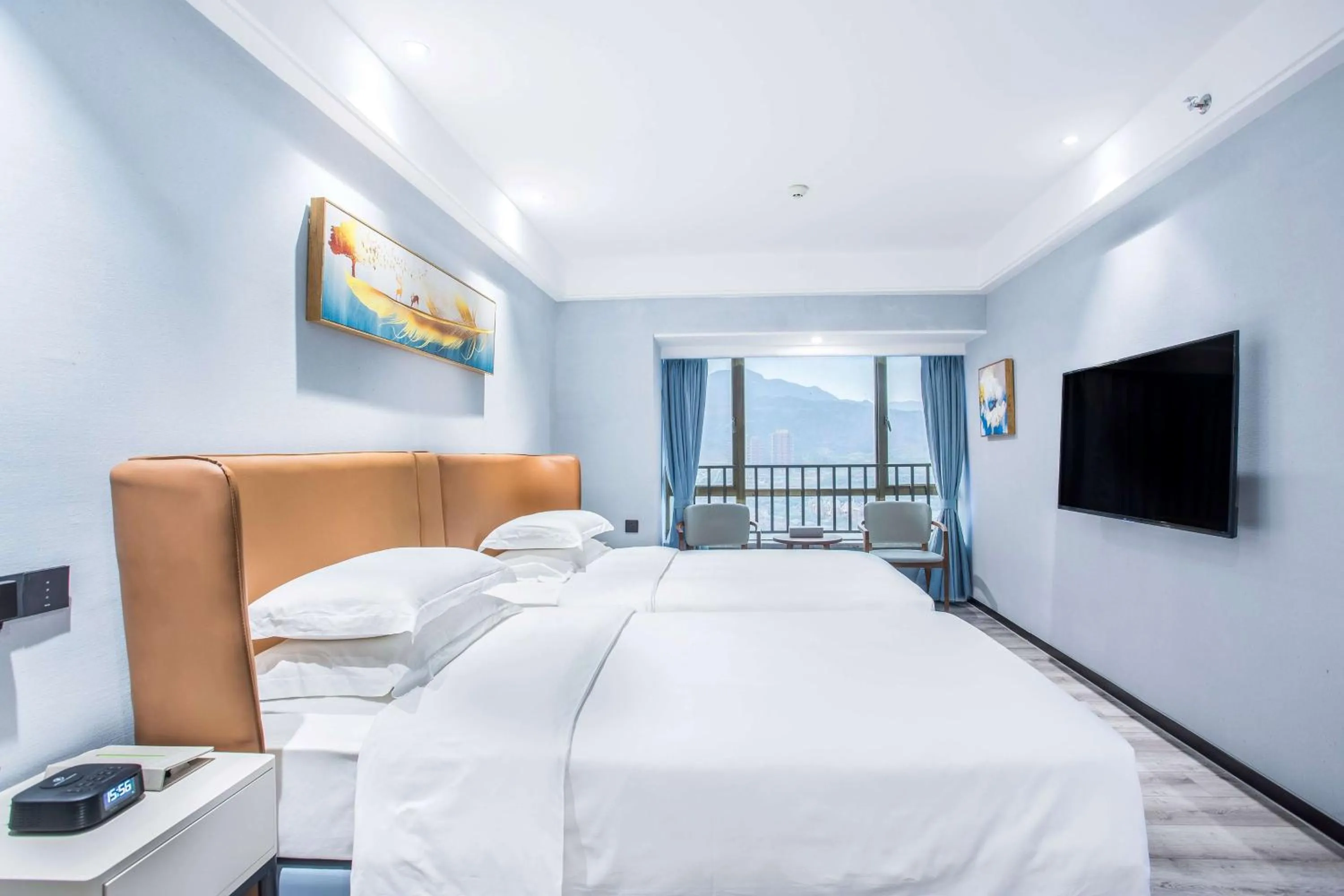 Photo of the whole room in Wyndham Garden Heyuan