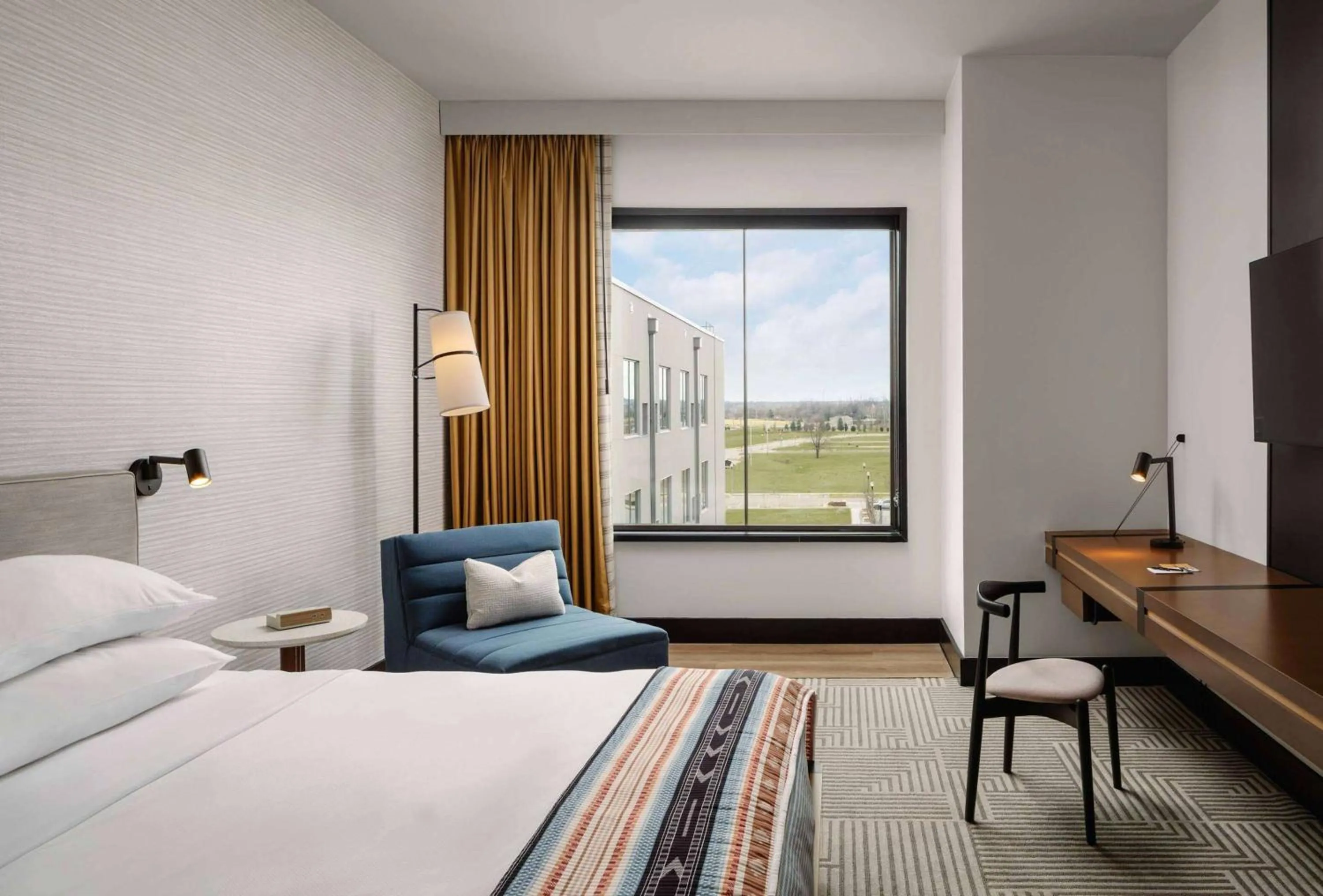 Photo of the whole room, Bed in Hotel Tupelo, a Wyndham Hotel