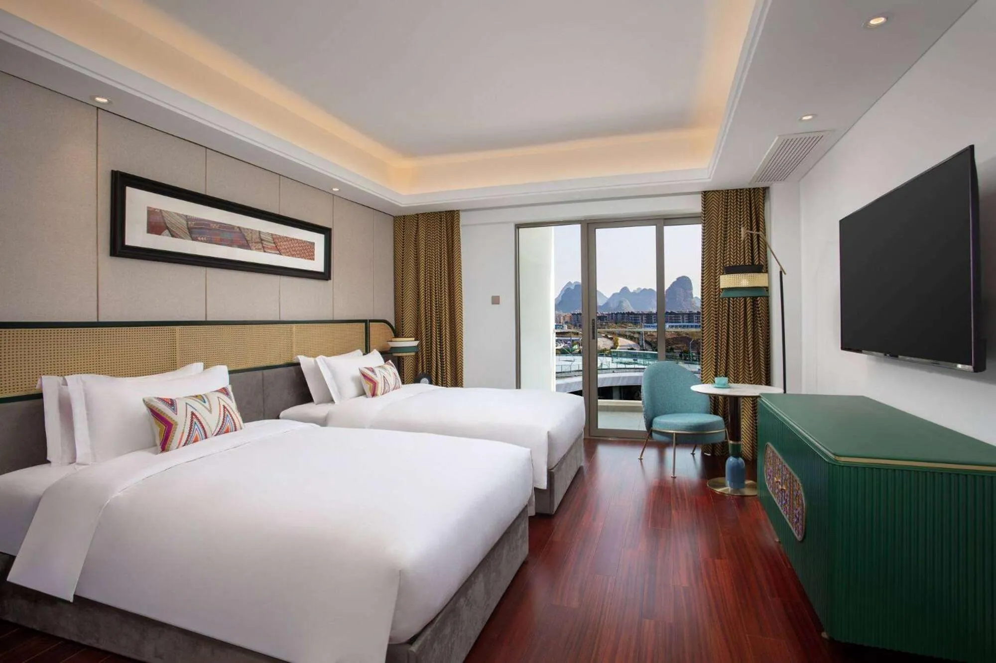 Photo of the whole room, Bed in Wingate By Wyndham Yangshuo