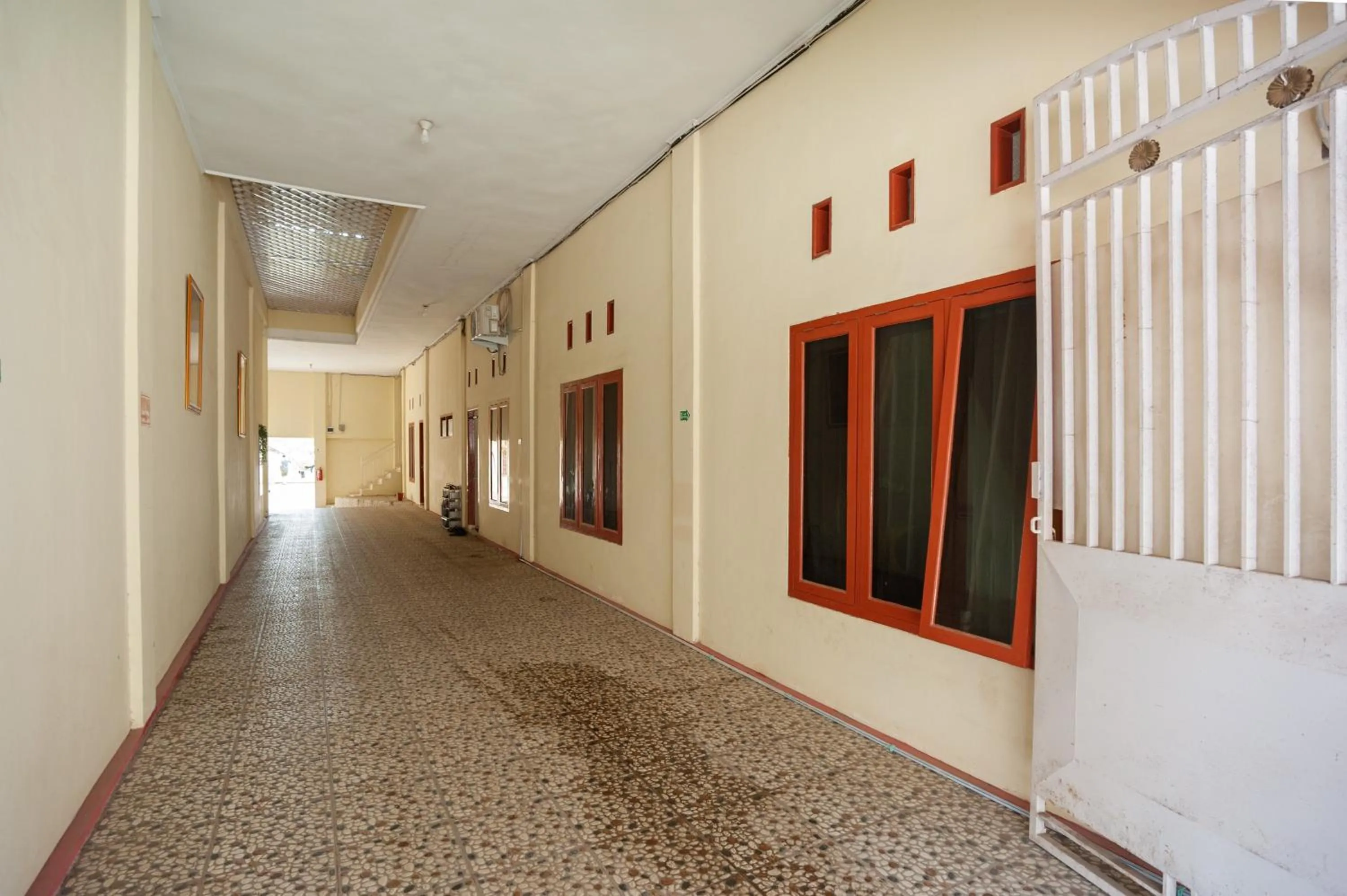 Property building in RedDoorz near Universitas Muhammadiyah Pringsewu