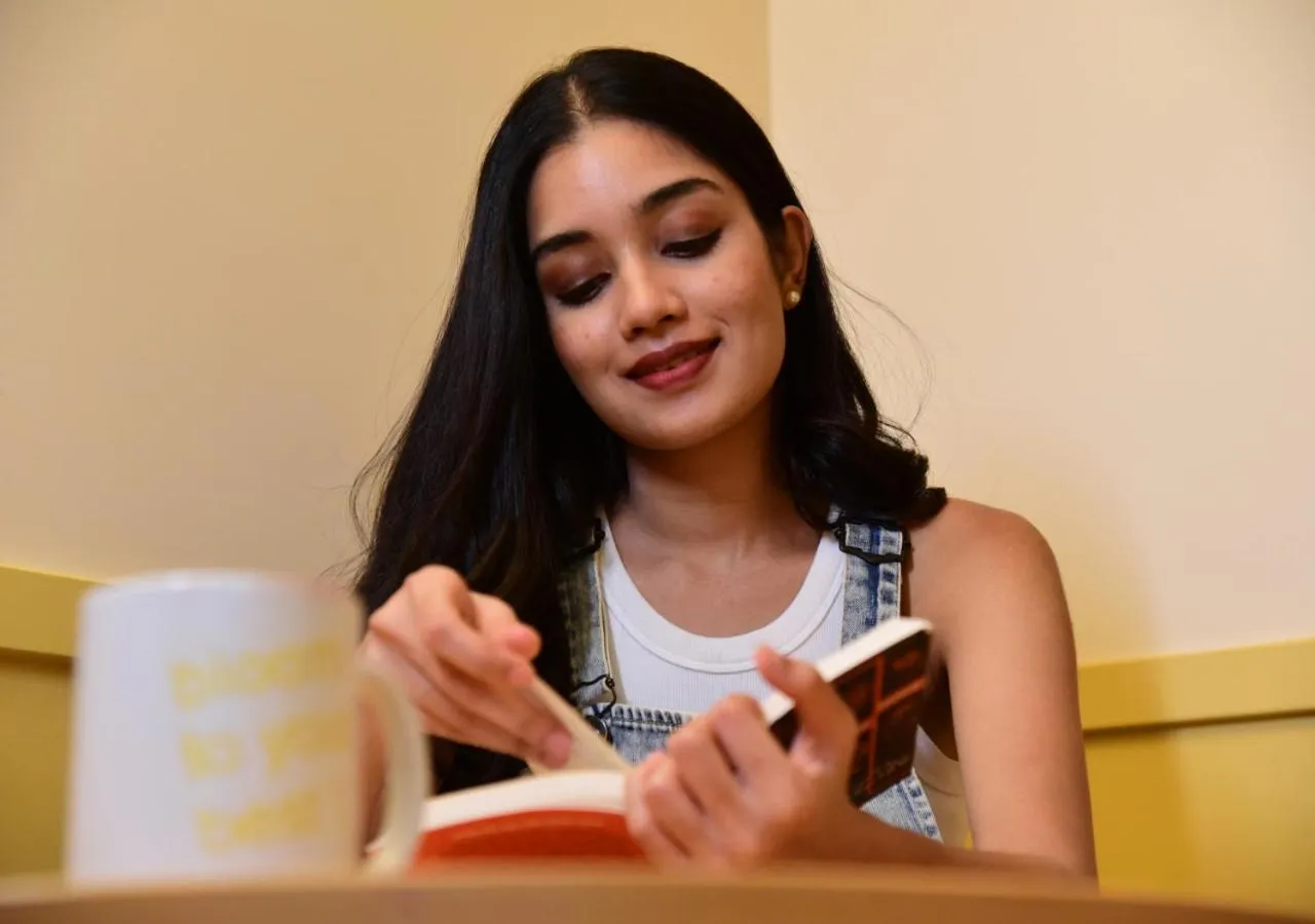 People in Bloom Hotel - HITEC City