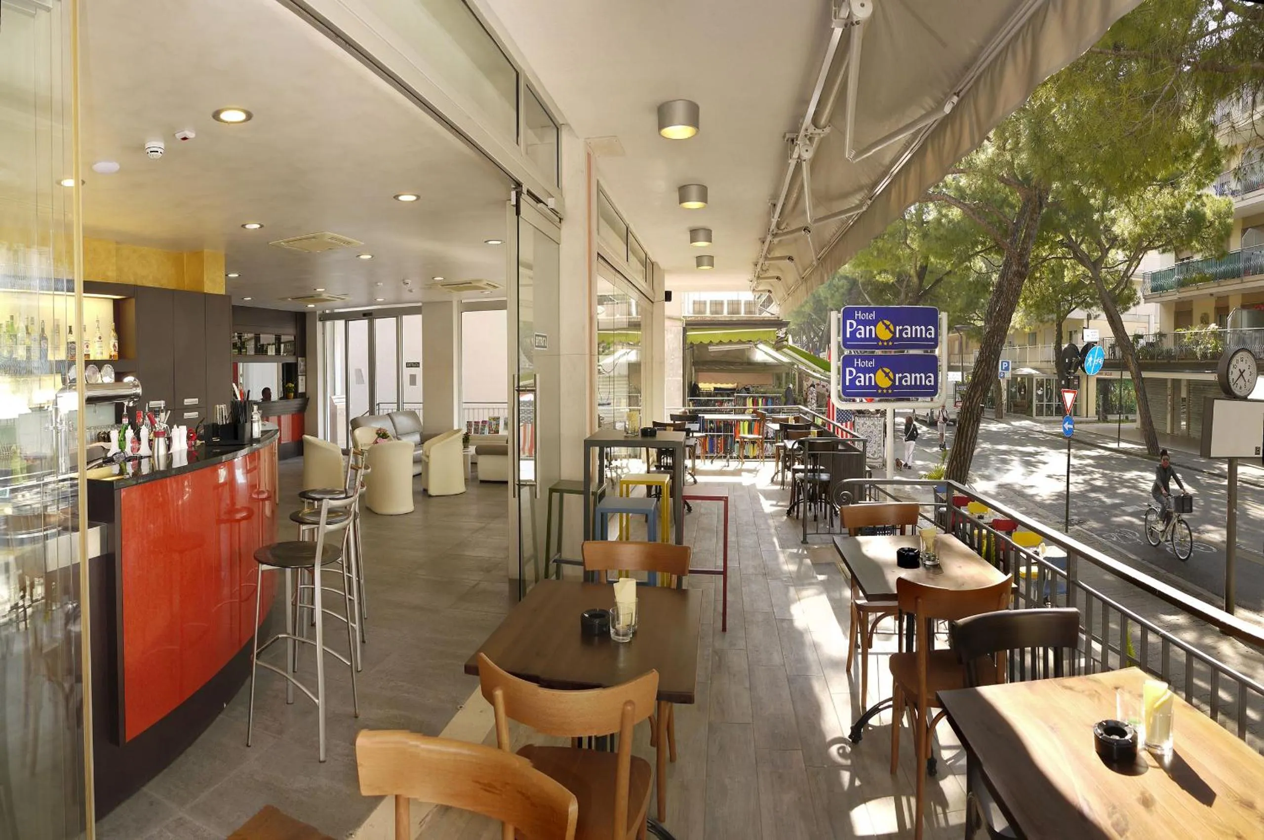 Restaurant/places to eat in Hotel Panorama