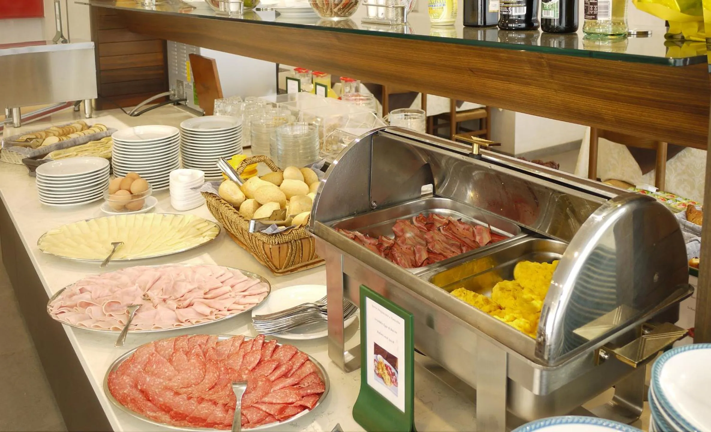 Food and drinks in Hotel Panorama