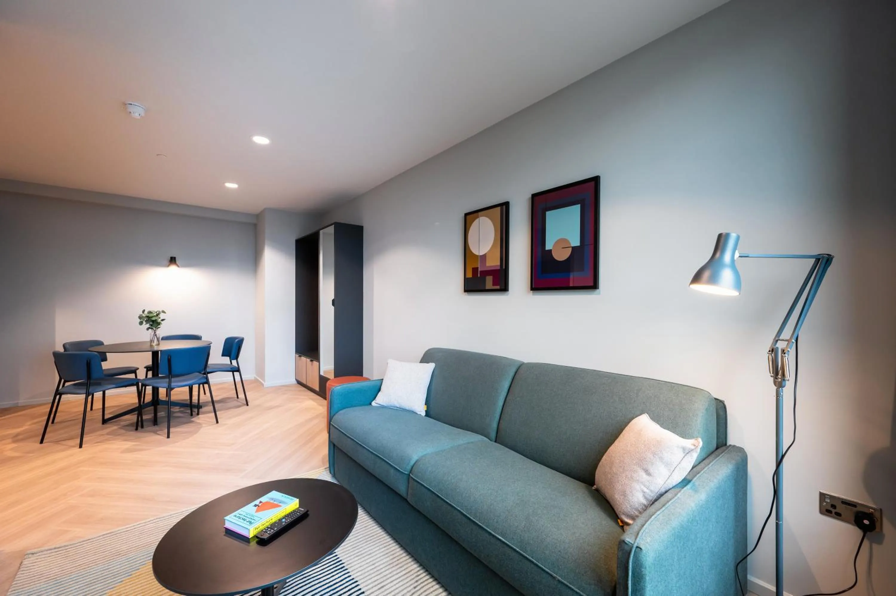 Seating area in Staycity Aparthotels Dublin City Quay