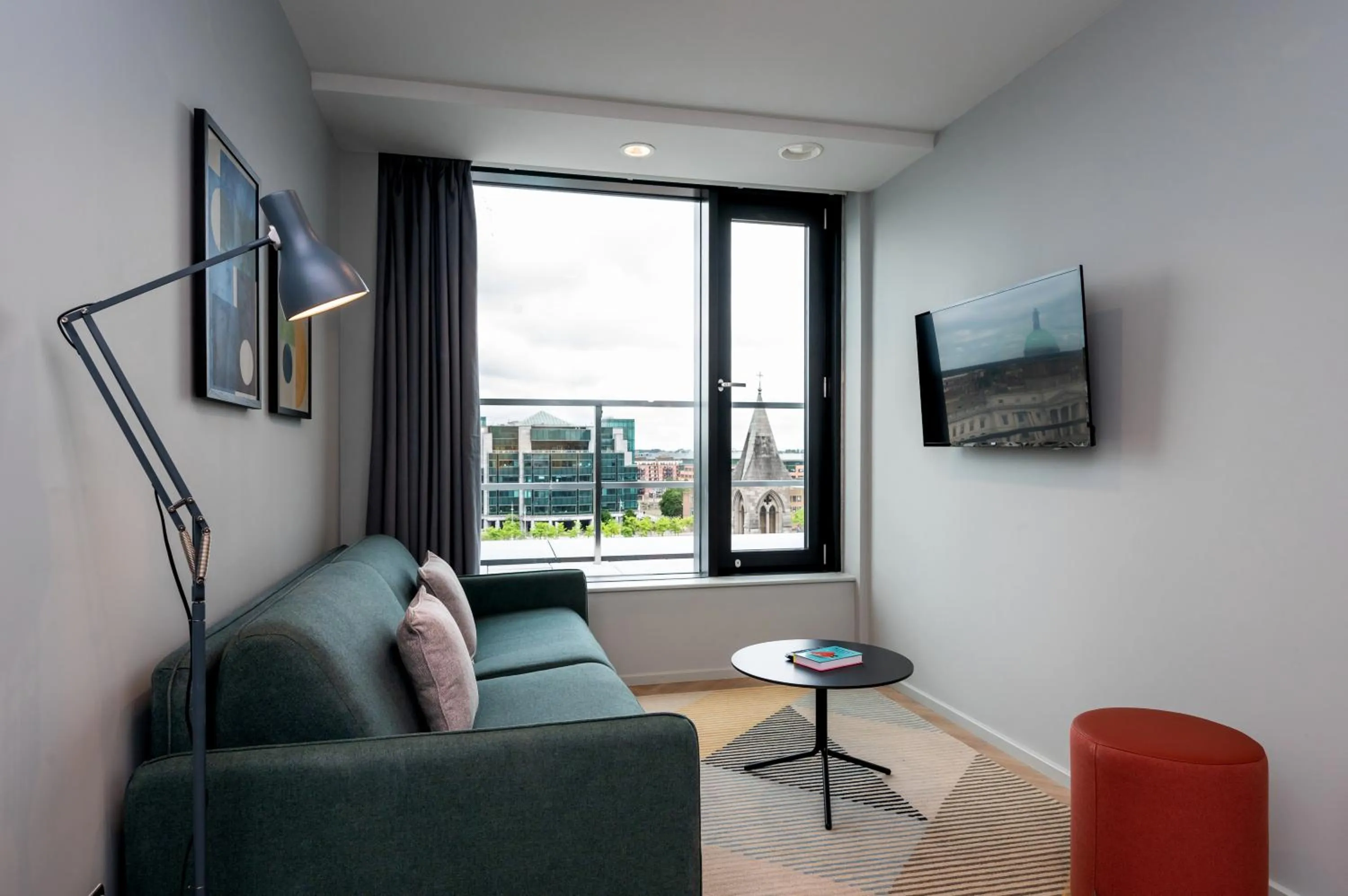 Seating area in Staycity Aparthotels Dublin City Quay