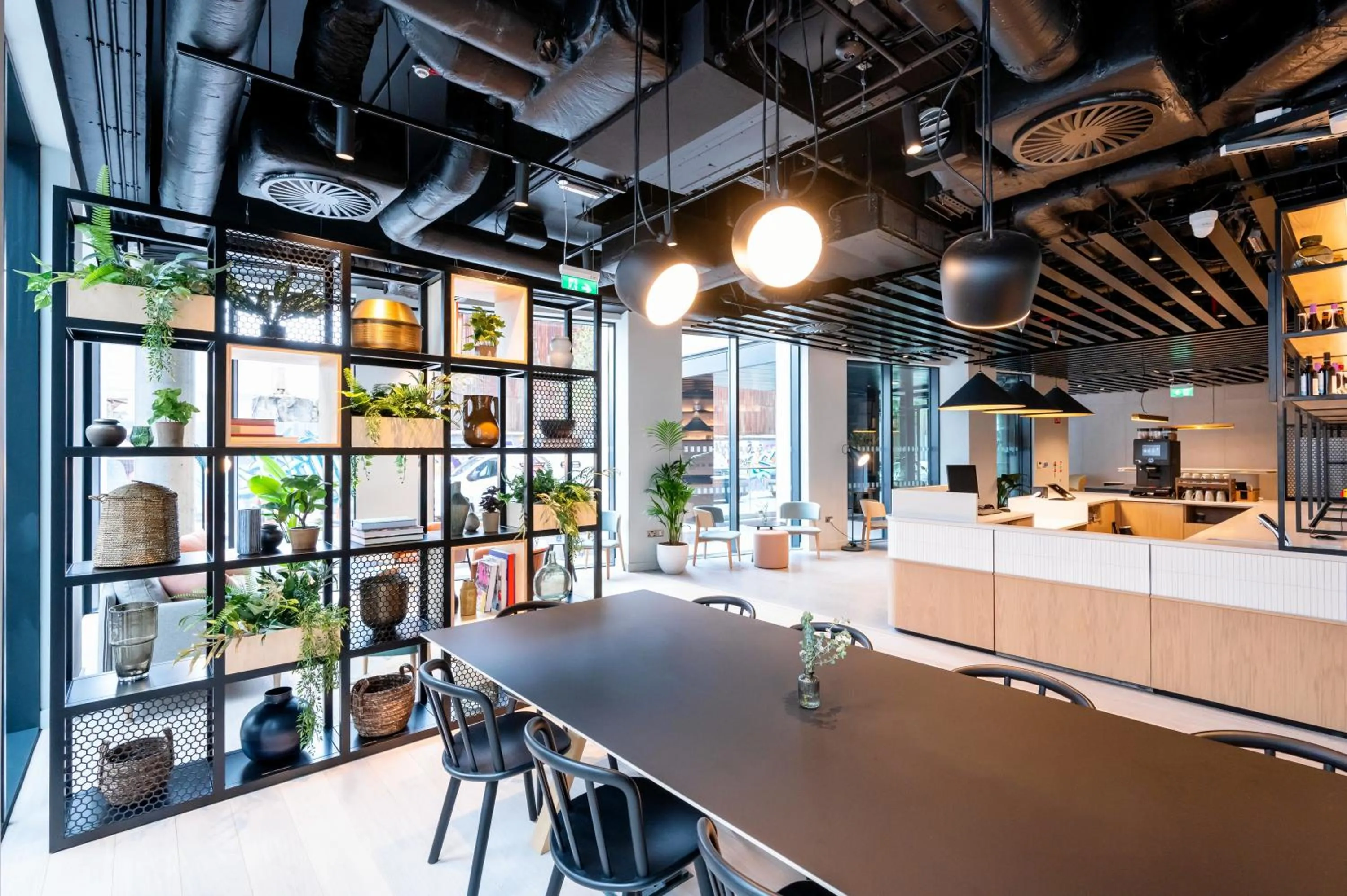 Restaurant/places to eat in Staycity Aparthotels Dublin City Quay