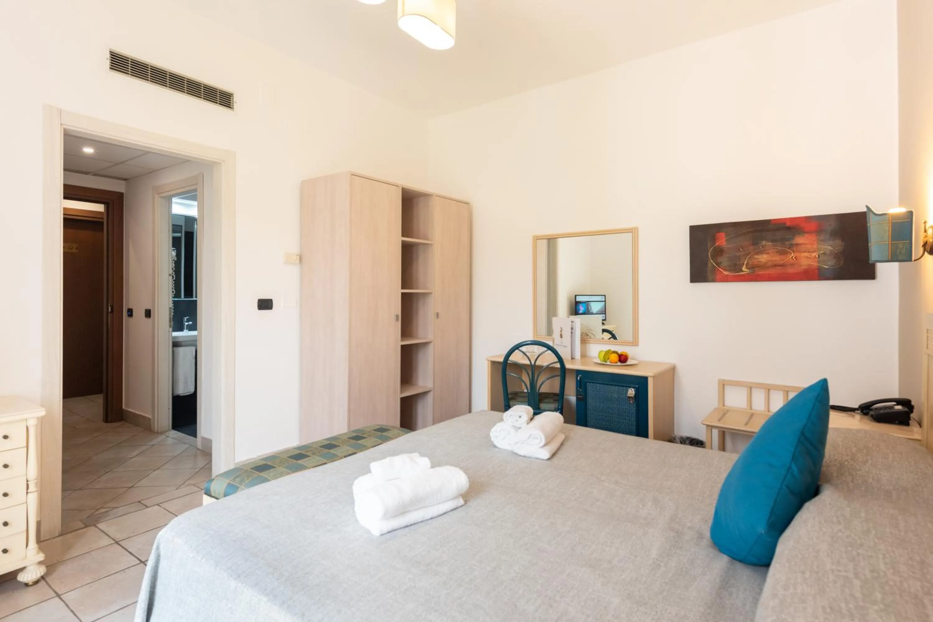 Bedroom, Bed in Hotel Baia Del Capitano