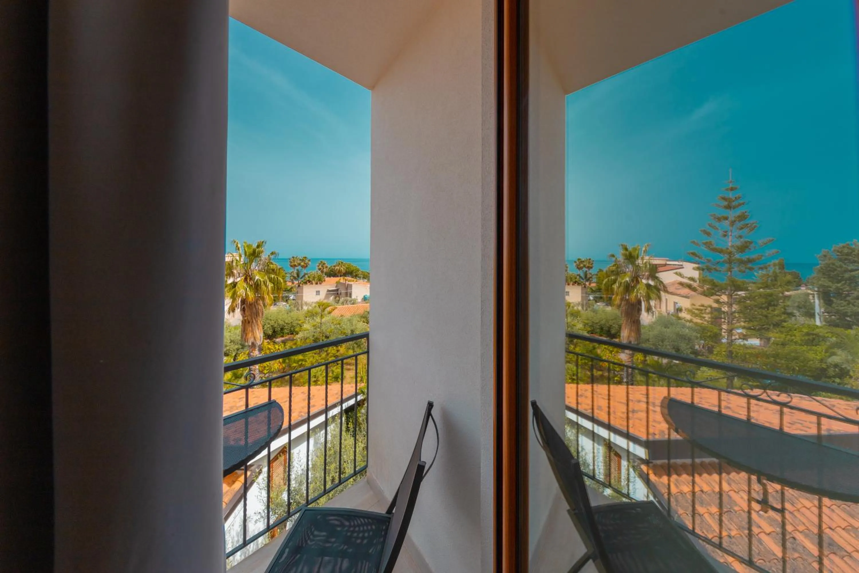 Balcony/Terrace in Hotel Baia Del Capitano