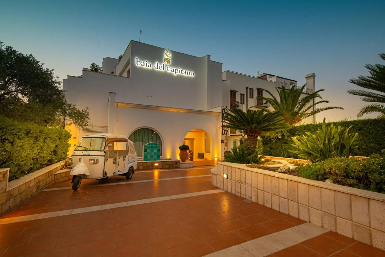 Property building in Hotel Baia Del Capitano