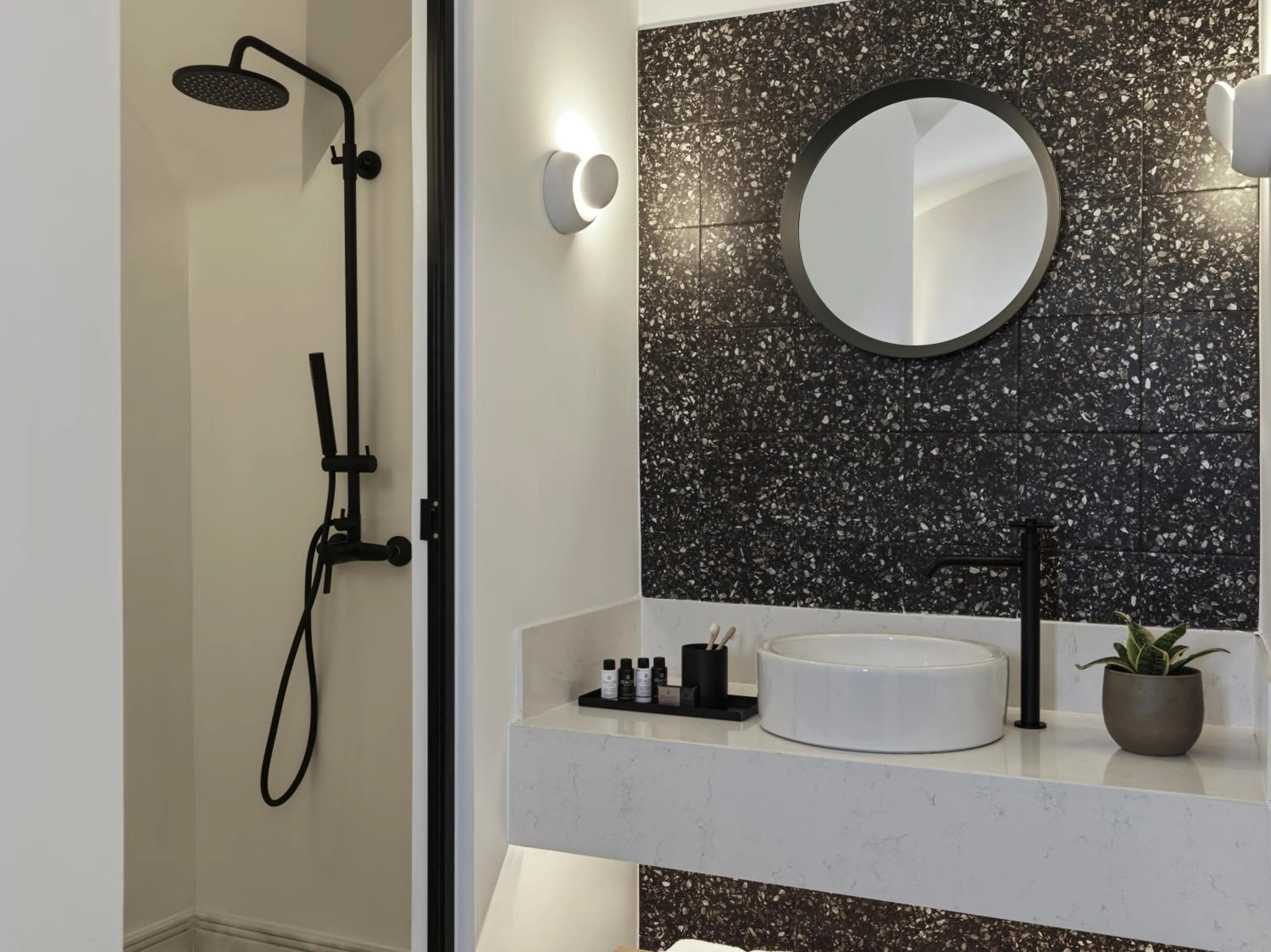 Shower in La Maltese Estate