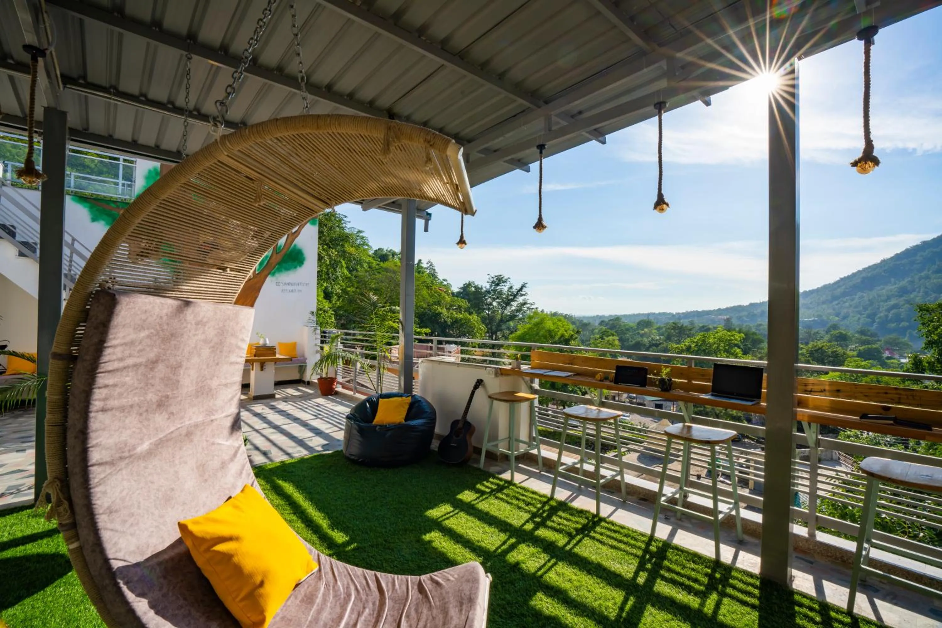 Day in Zostel Rishikesh, Laxman Jhula