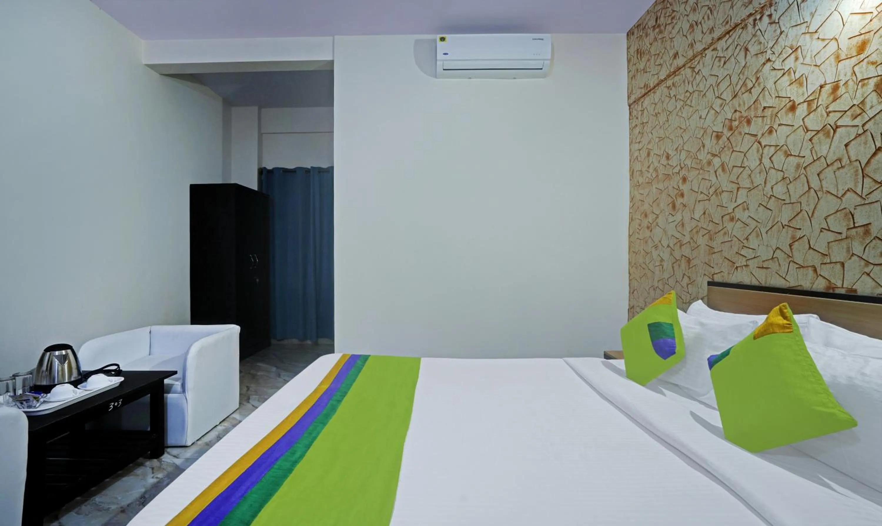 Bedroom, Bed in Hotel Galaxy Suites Hebbal